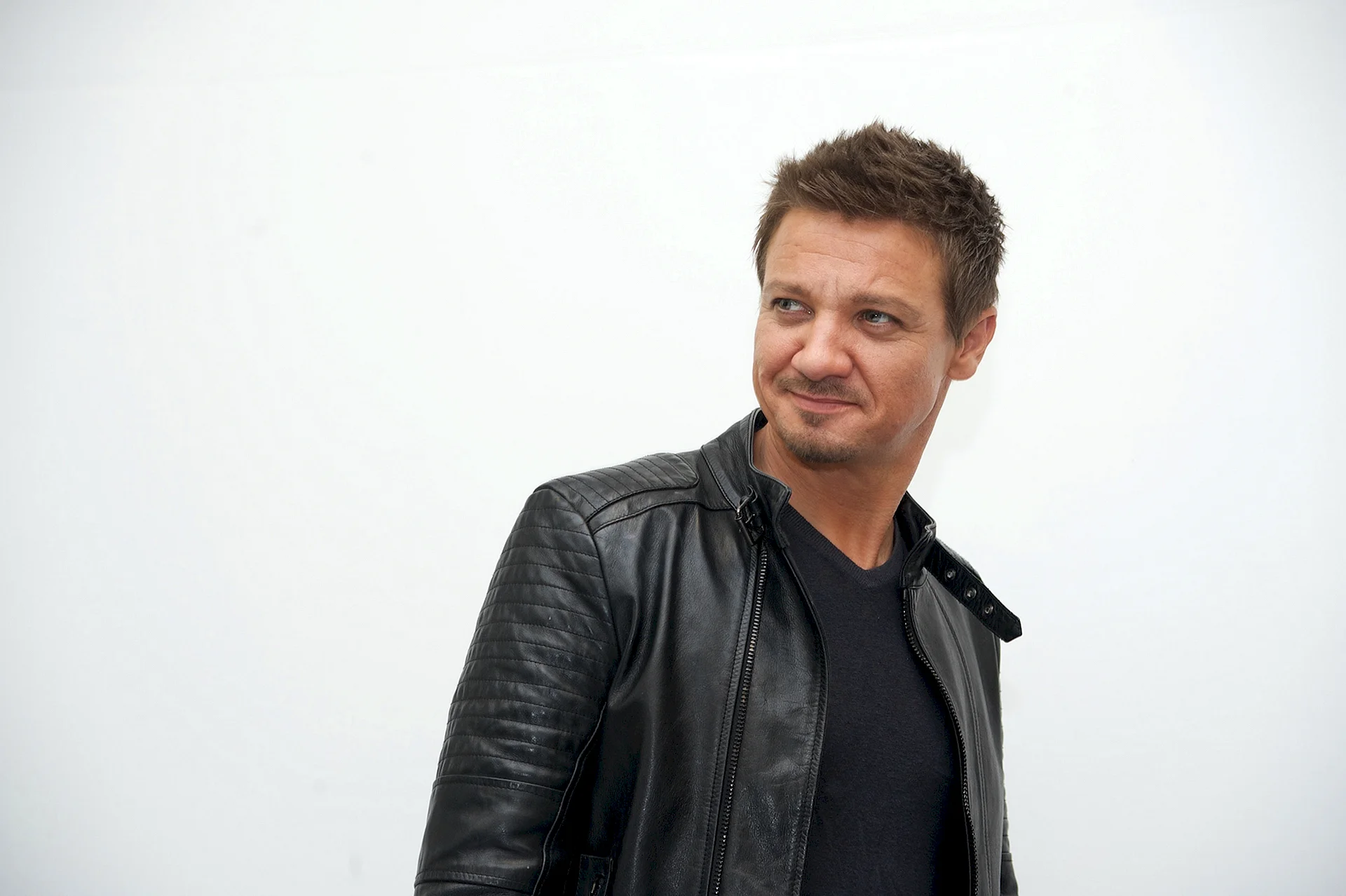 Jeremy Renner Wallpaper