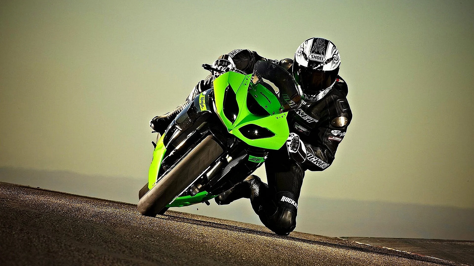 Kawasaki Zx6r 2010 Wallpaper