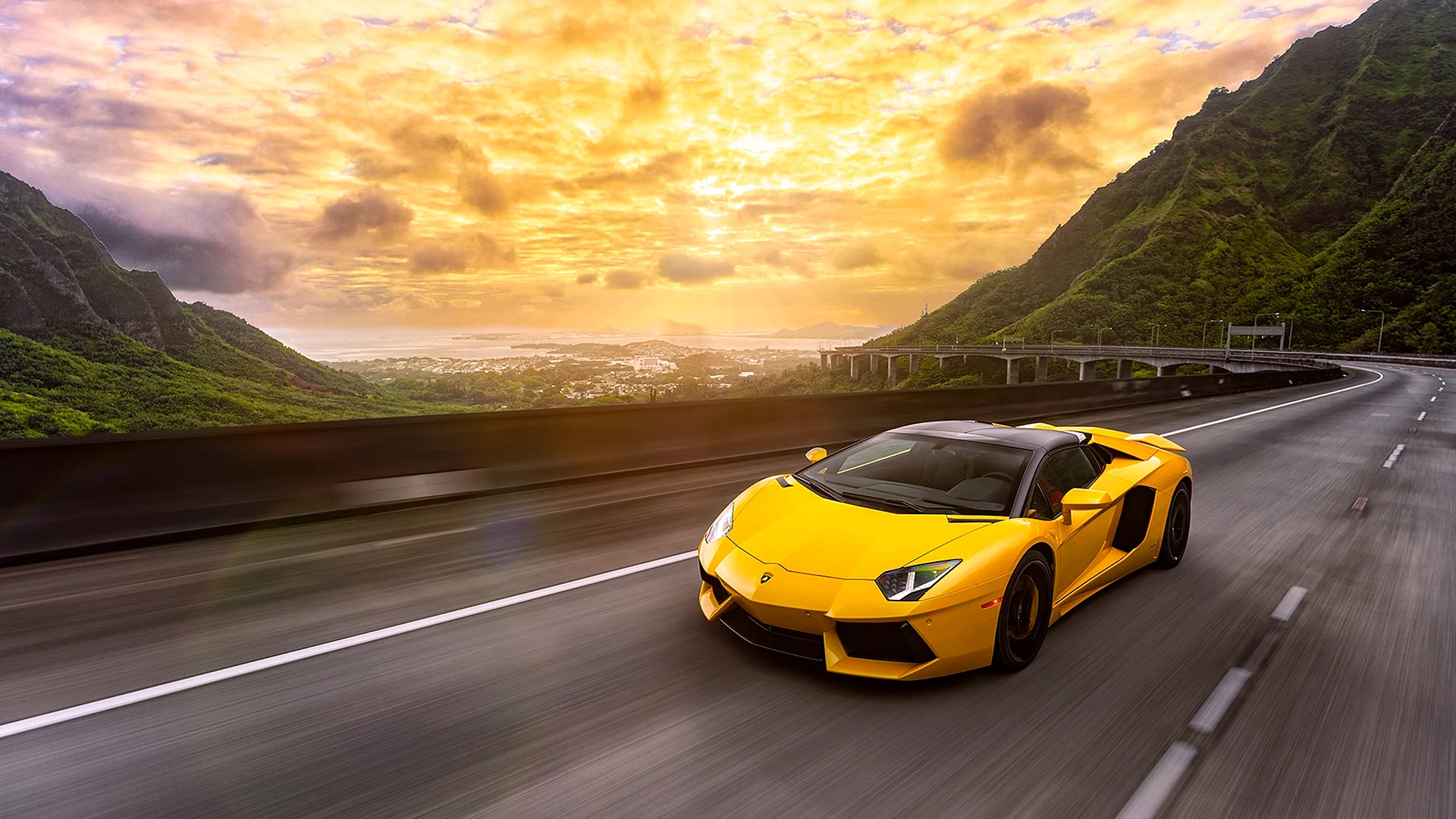 Lamborghini Aventador 2021 Yellow Wallpaper