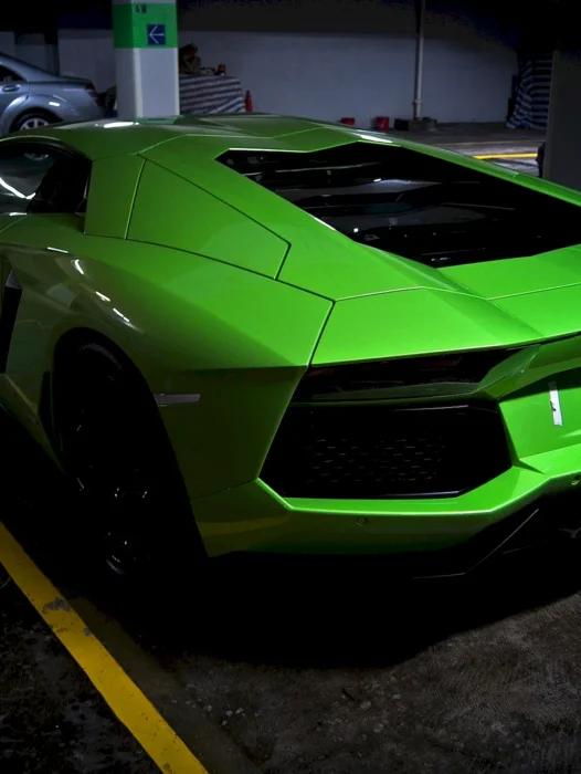 Lamborghini Aventador Green Wallpaper
