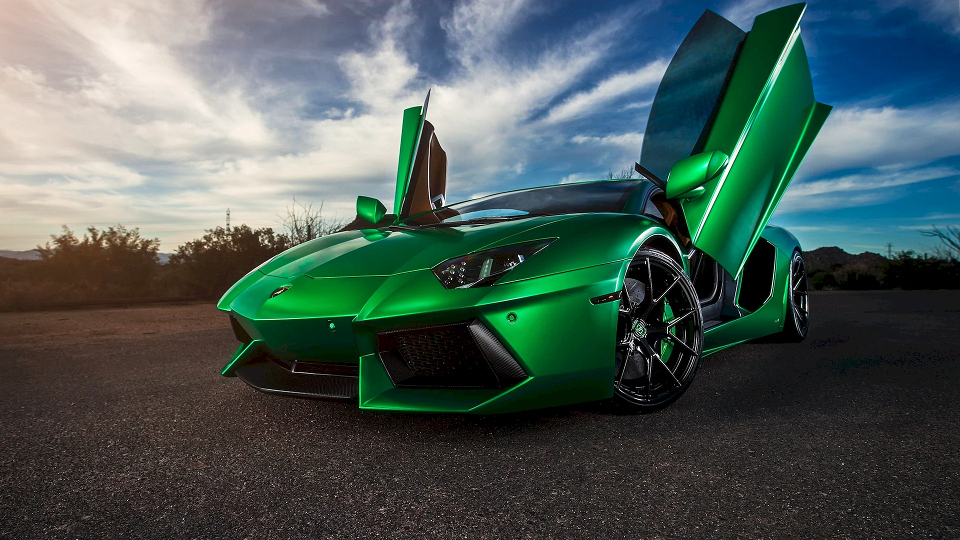 Lamborghini Green Wallpaper
