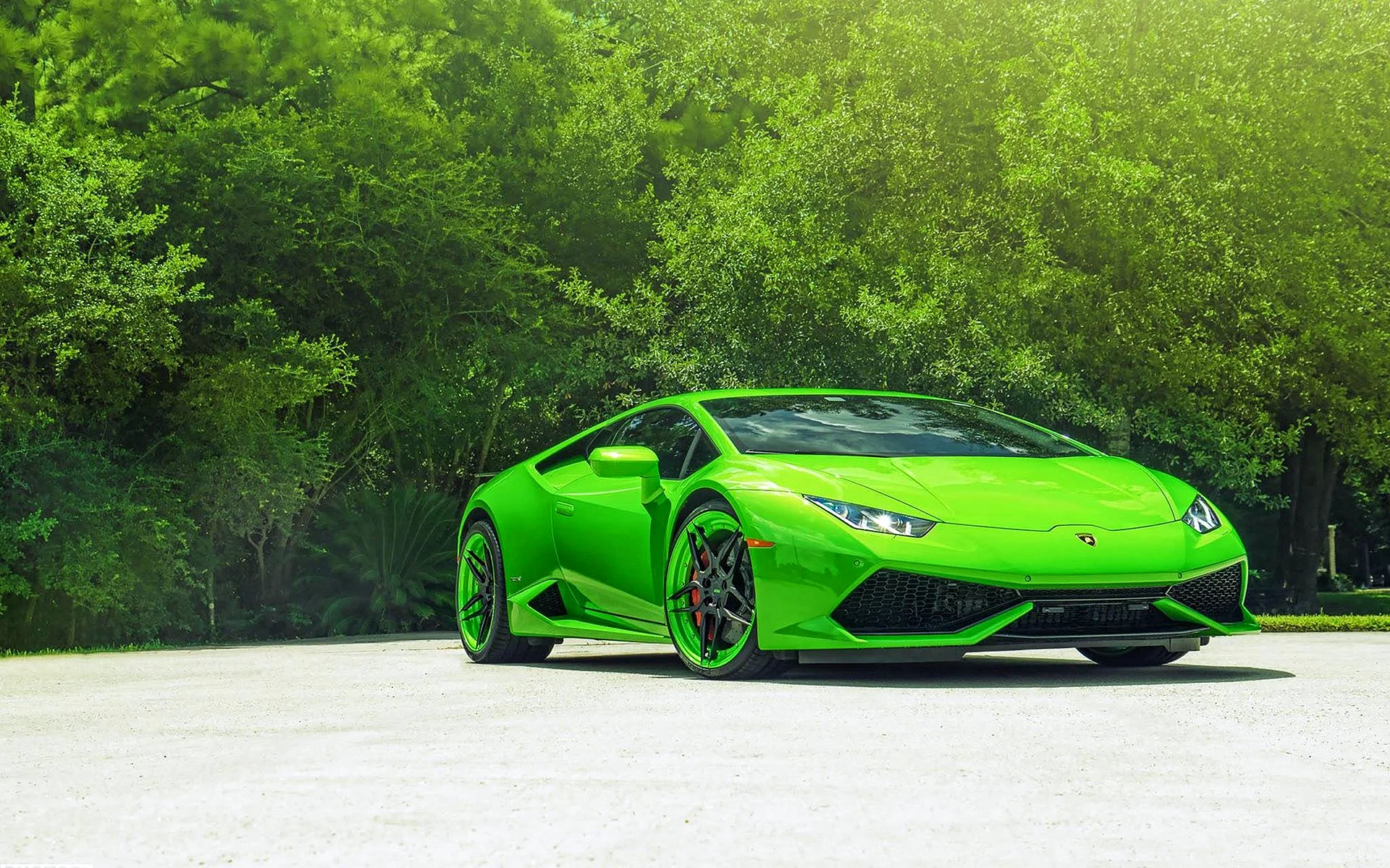 Lamborghini Huracan Green Wallpaper