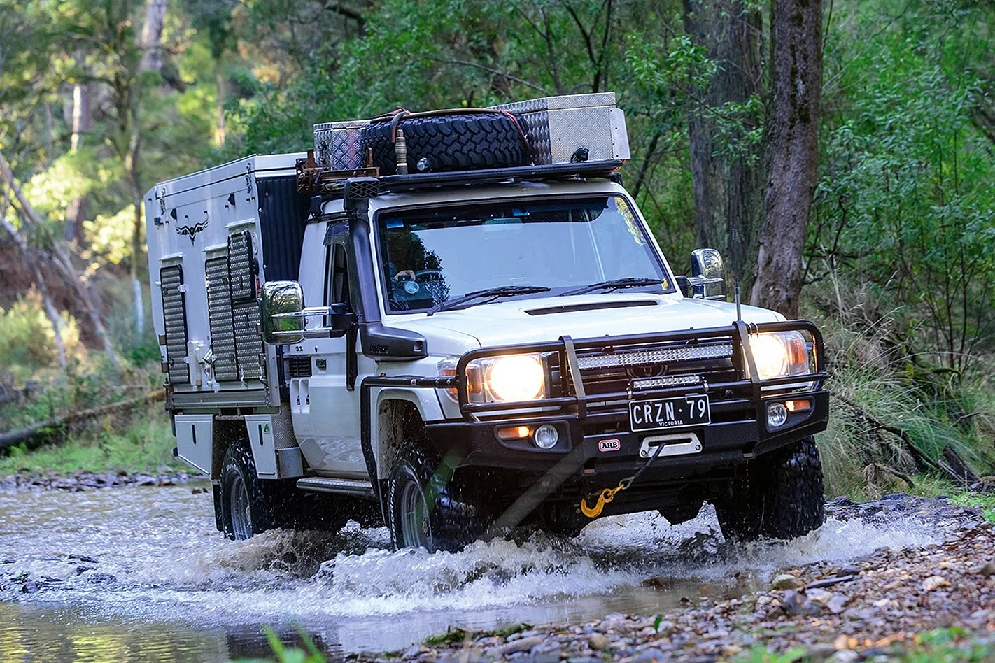 Land Cruiser Custom Wallpaper