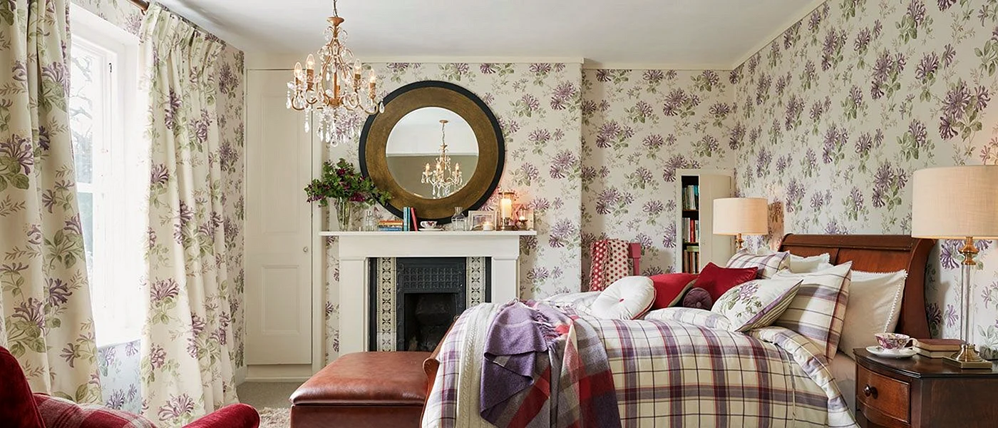 Laura Ashley Winter Wallpaper