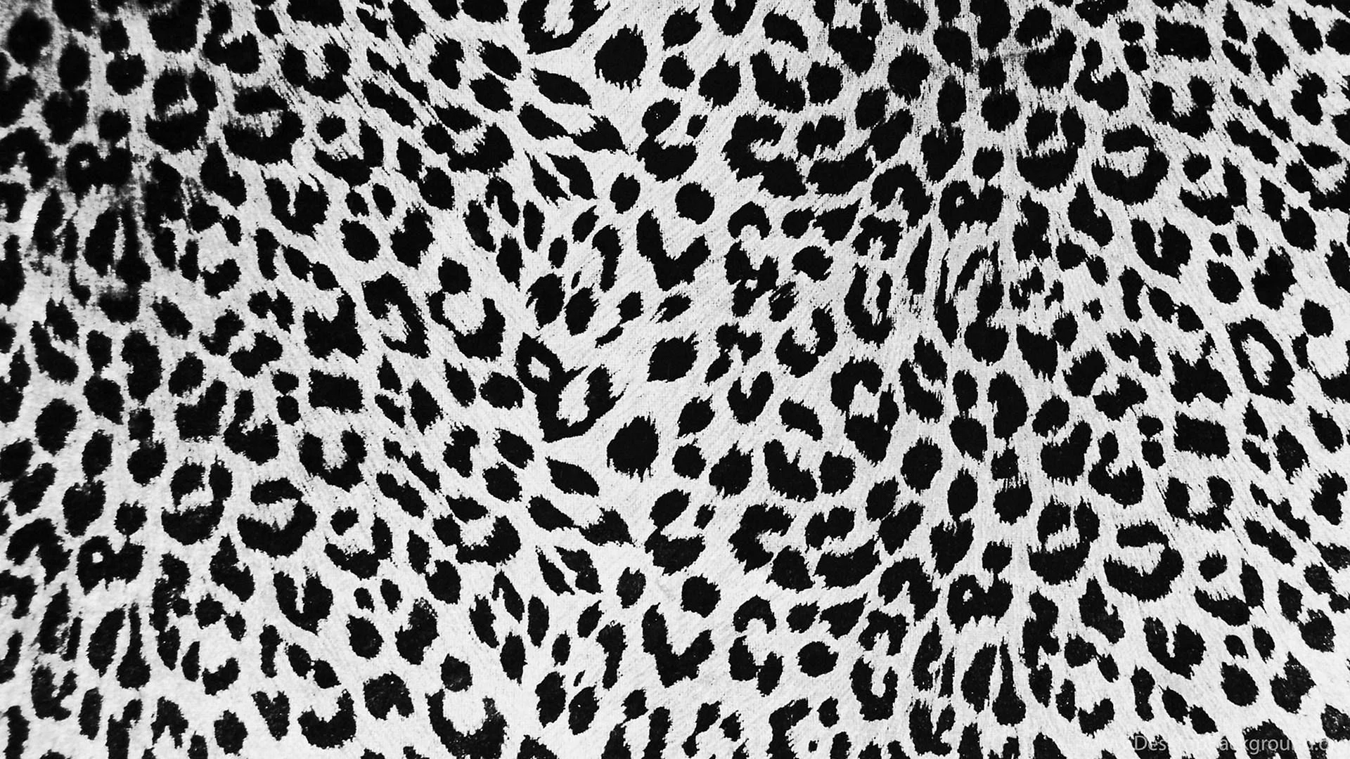 Leopard Pattern Wallpaper