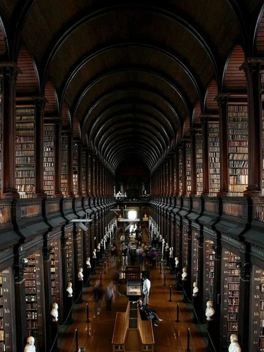 Library of Trinity College Dublin Wallpaper
