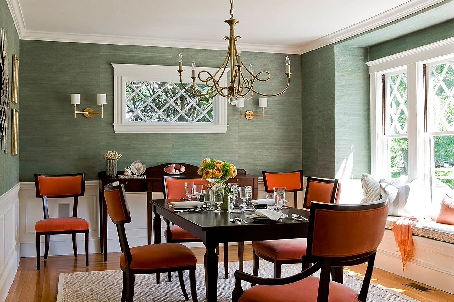 Light Green Dining Room Wall Wallpaper