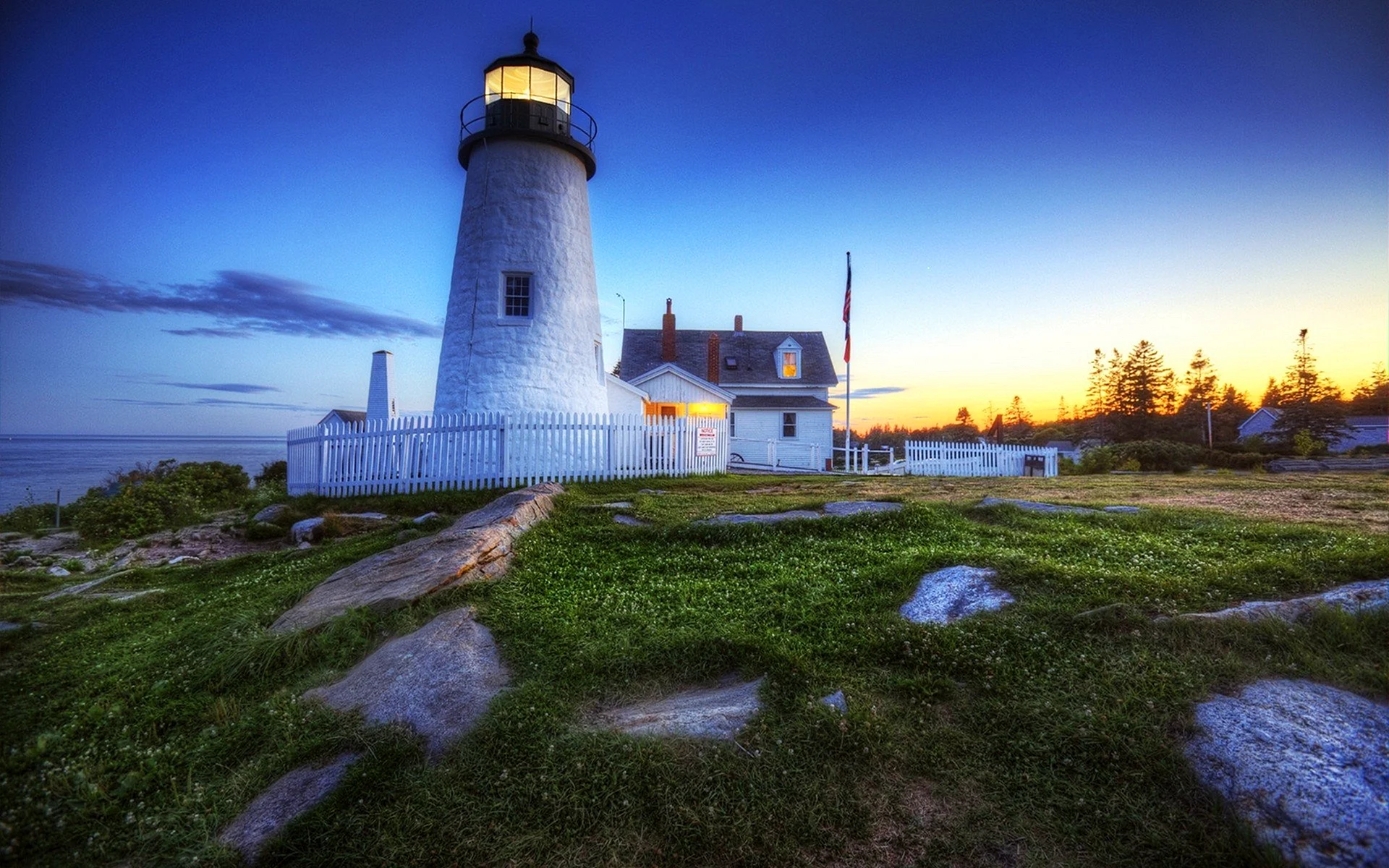 Lighthouse Wallpaper