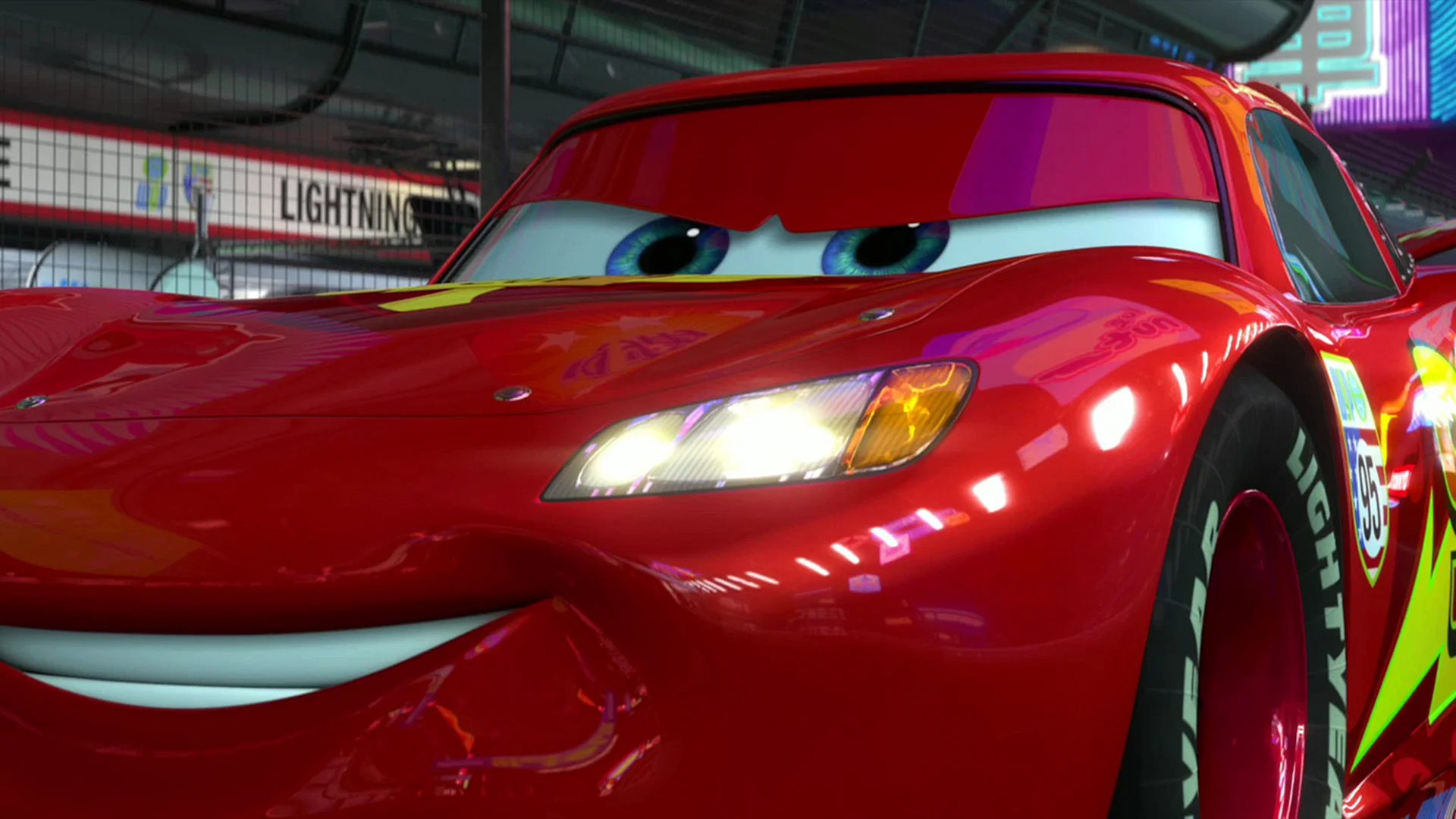 Lightning MCQUEEN cars 2 Wallpaper