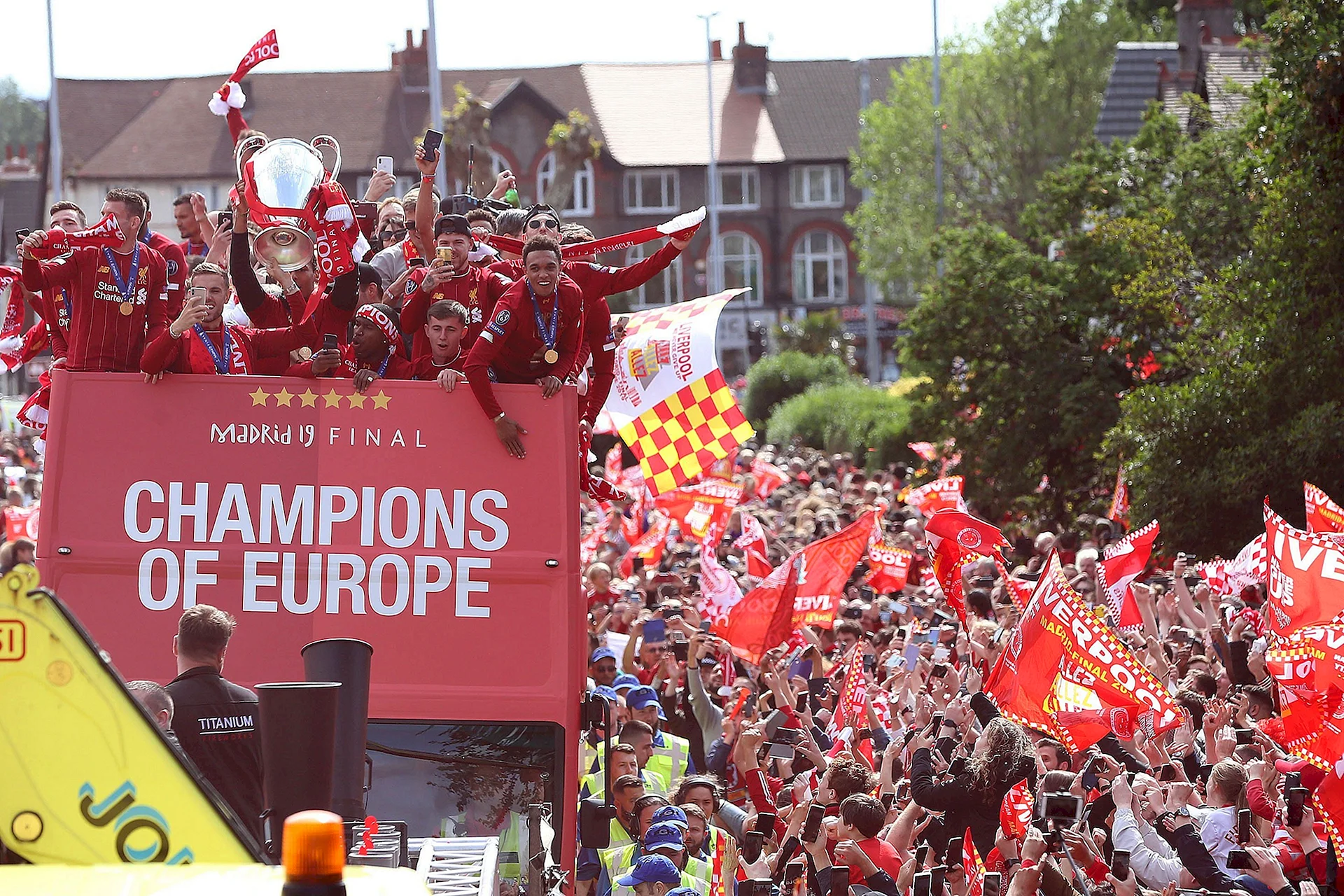 Liverpool Parade Wallpaper