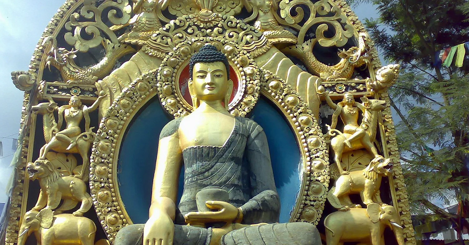 Lord Buddha Statue Wallpaper