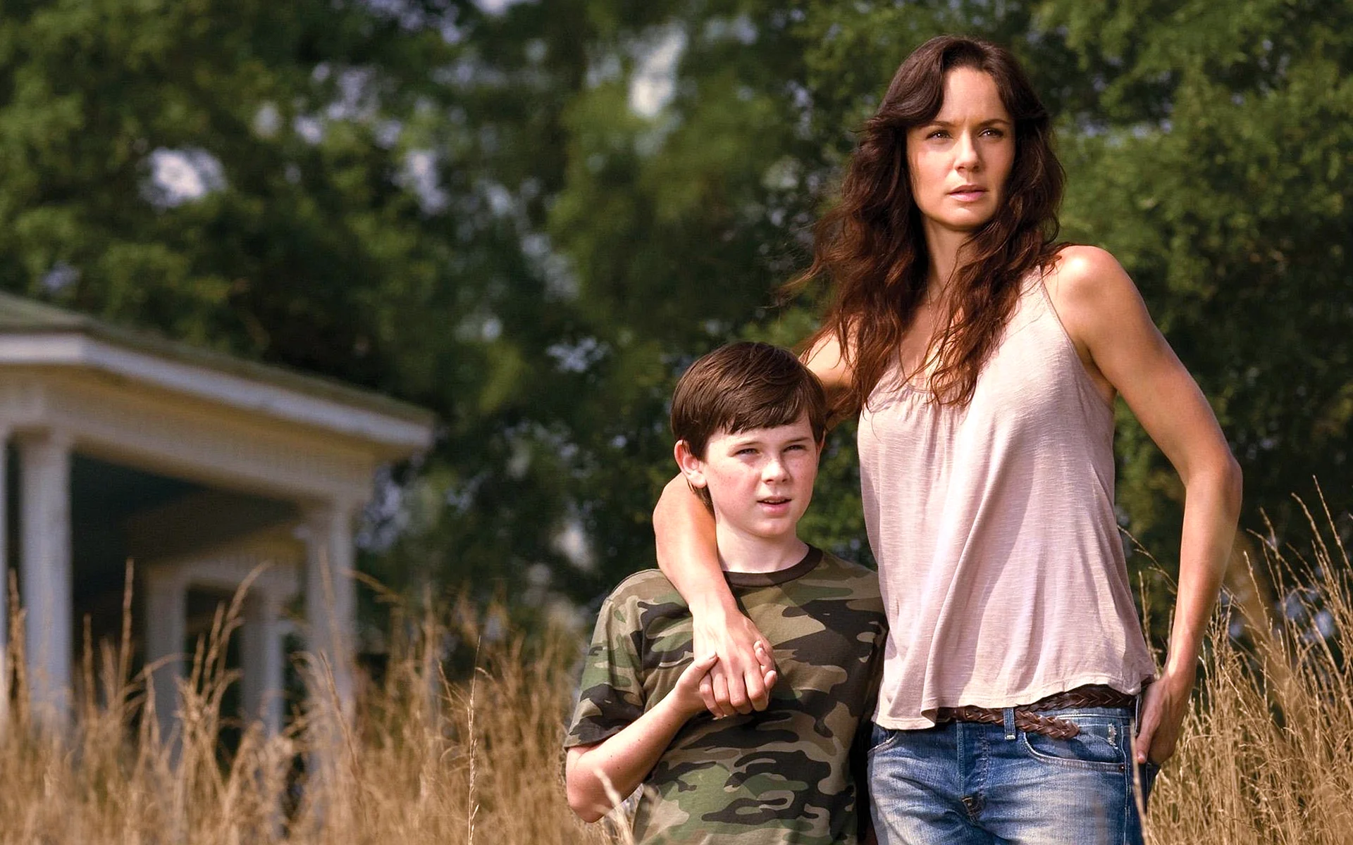 Lori Grimes Wallpaper