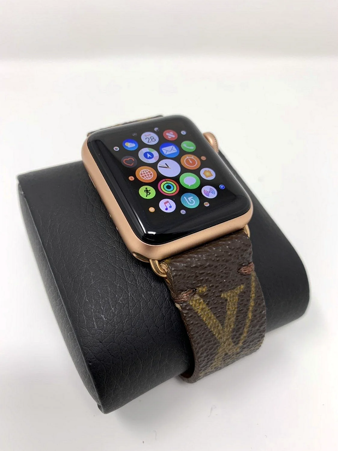 Louis Vuitton Apple Watch Wallpaper