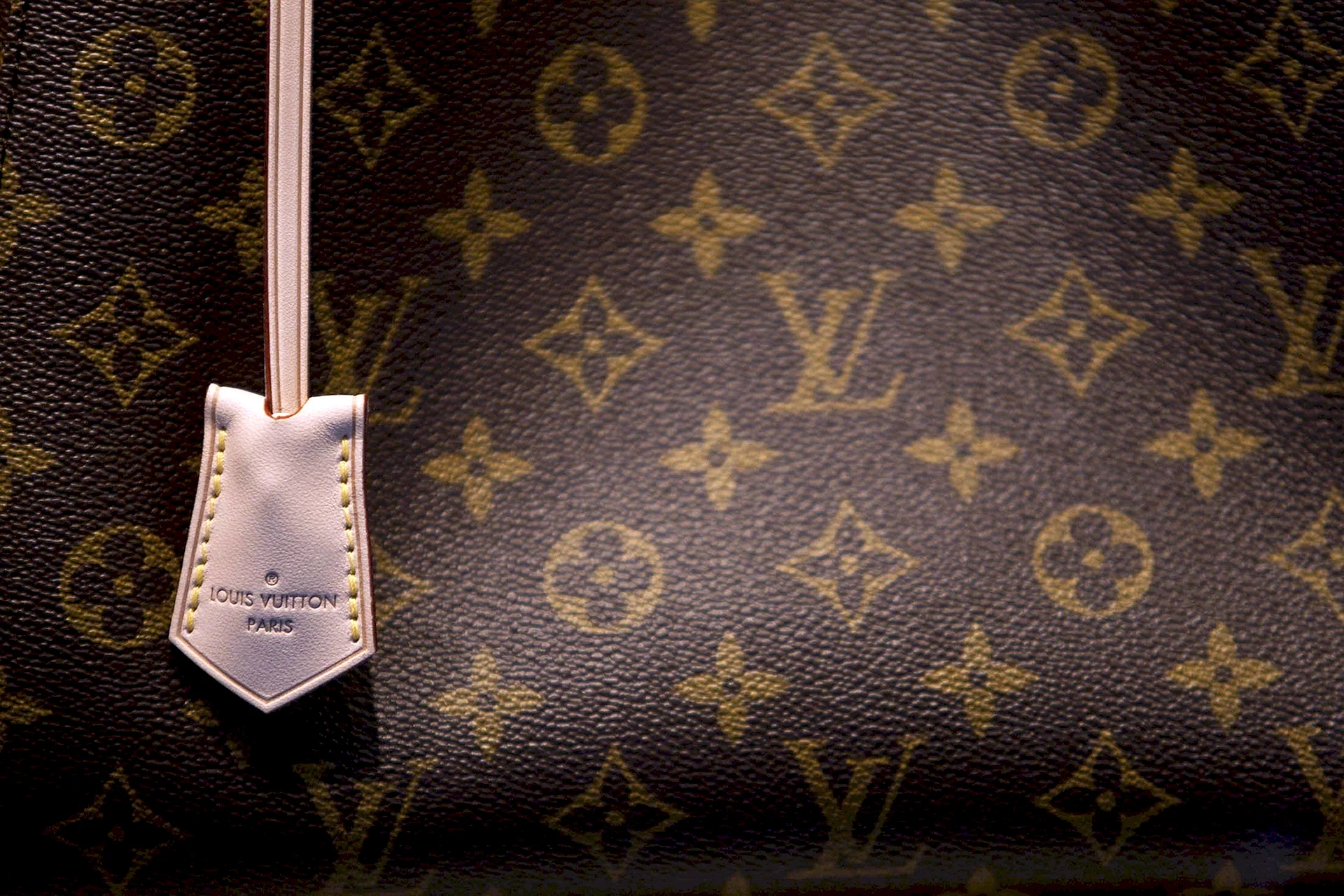 Louis Vuitton Background Wallpaper