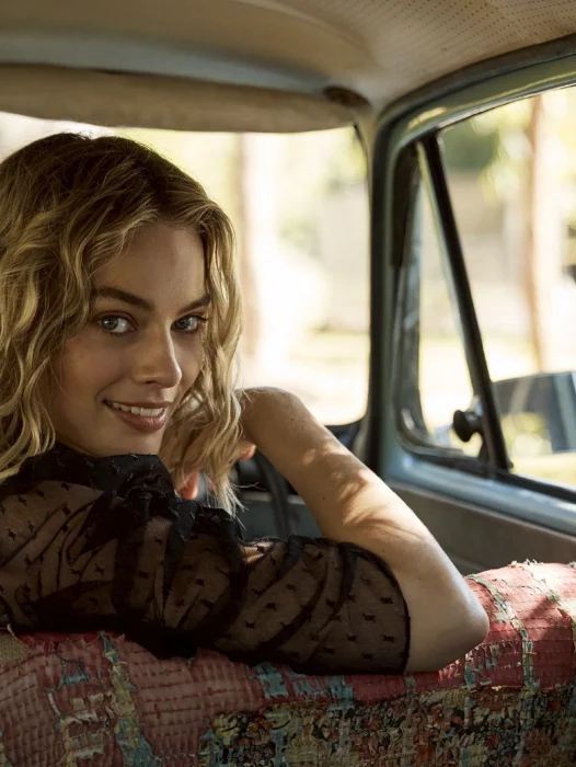 Margot Robbie Wallpaper