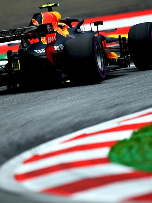 Max Verstappen F1 Wallpaper