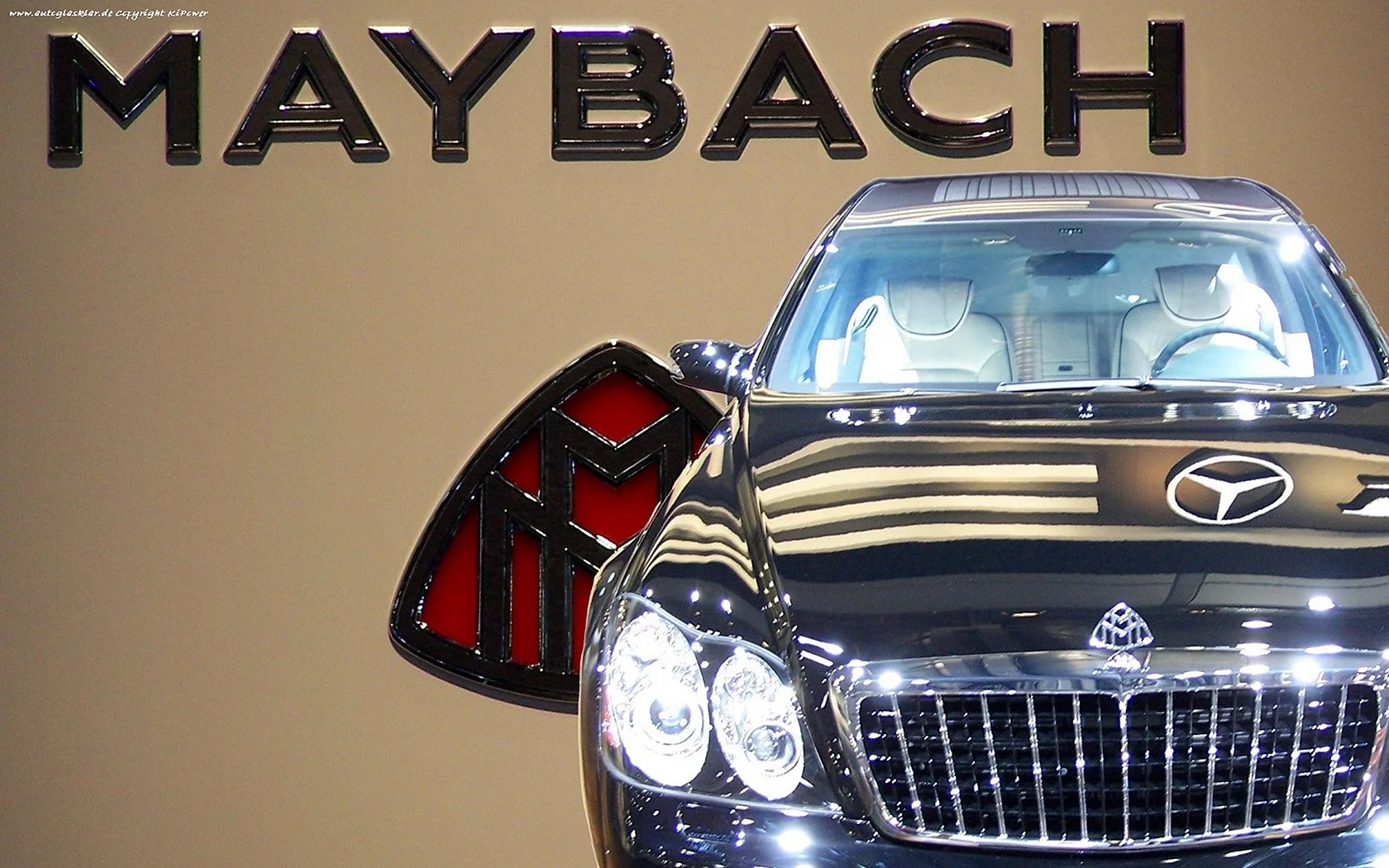 Maybach Logo Wallpaper