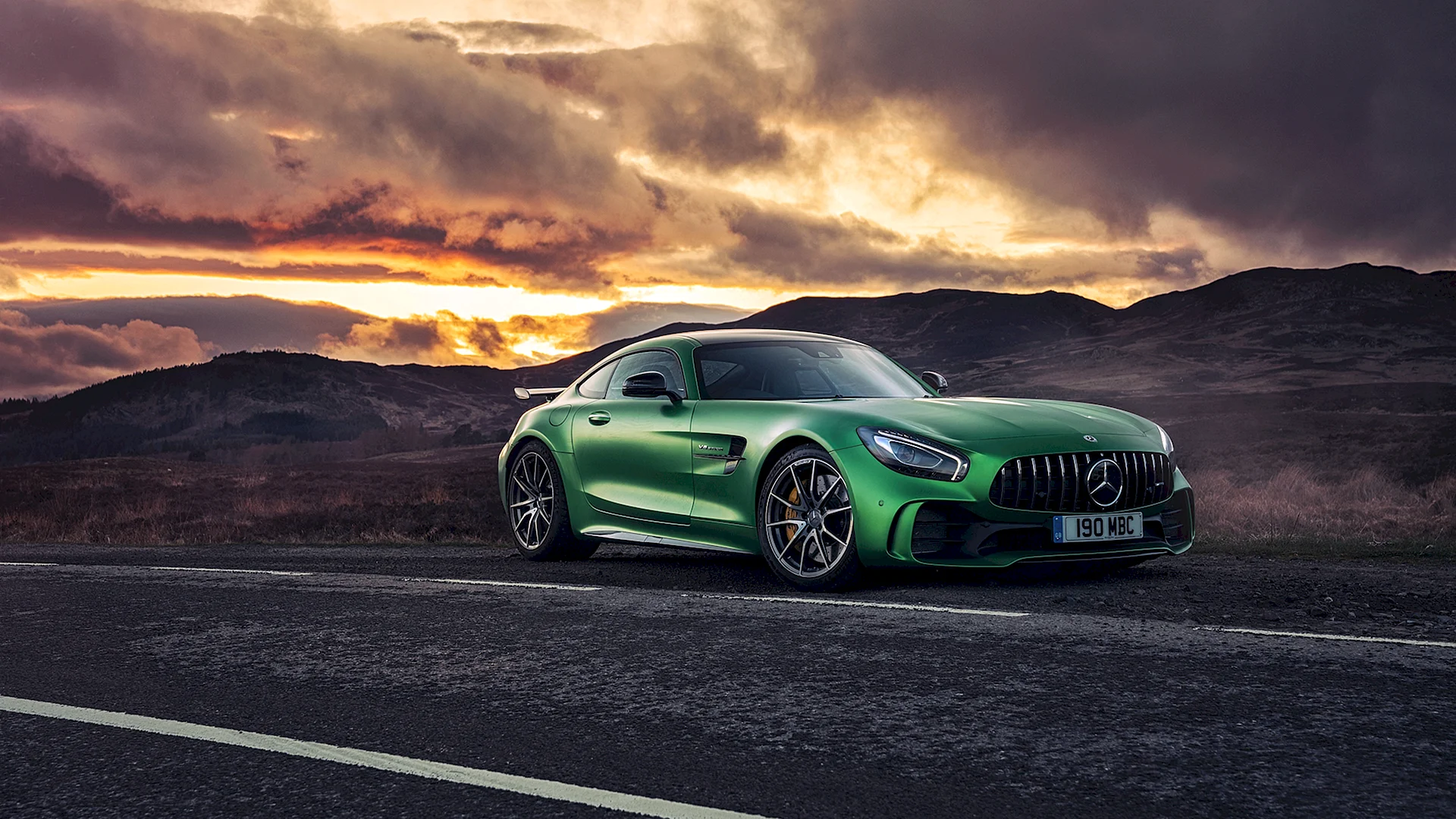 Mercedes Amg Gtr Wallpaper