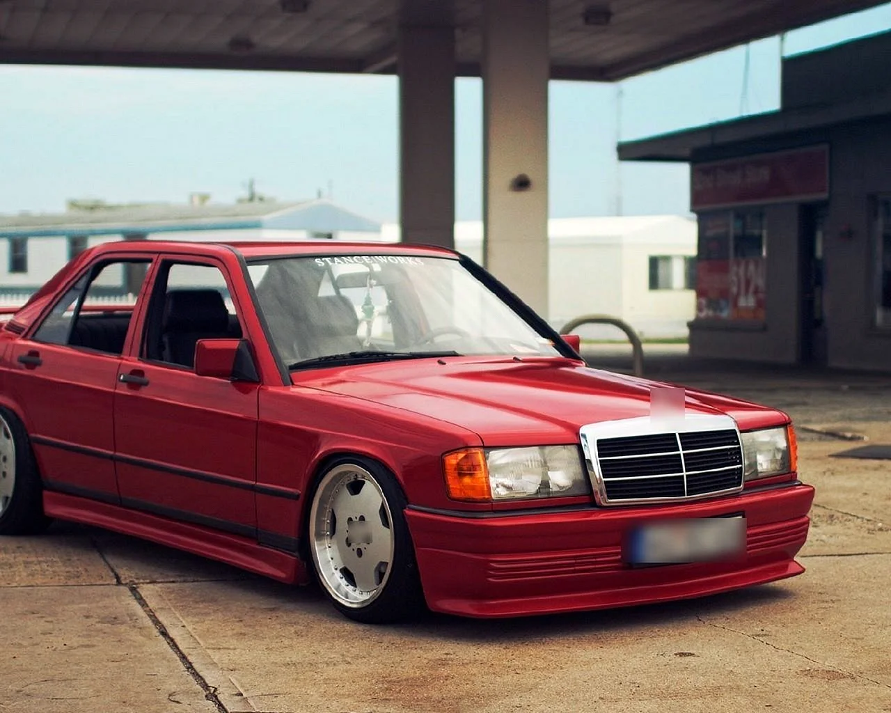 Mercedes Benz W201 Wallpaper