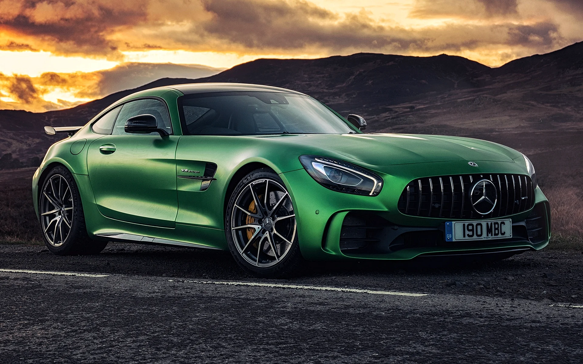 Mercedes Gt 63s Green Wallpaper