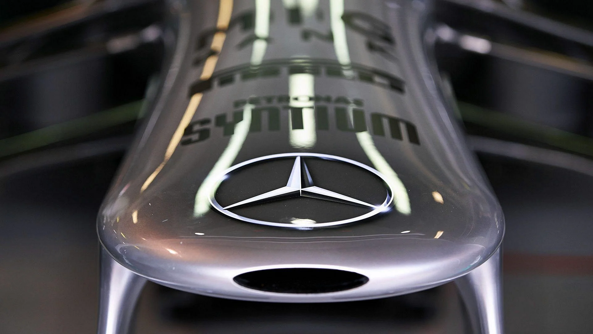 Mercedes Logo Wallpaper