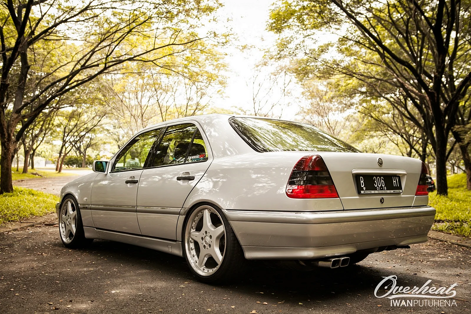 Mercedes W202 Sport Wallpaper