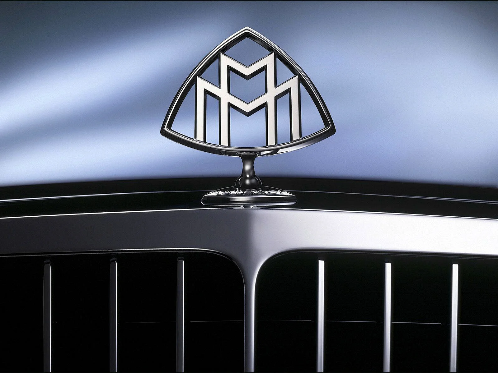 Mercedes-Benz Maybach Logo Wallpaper