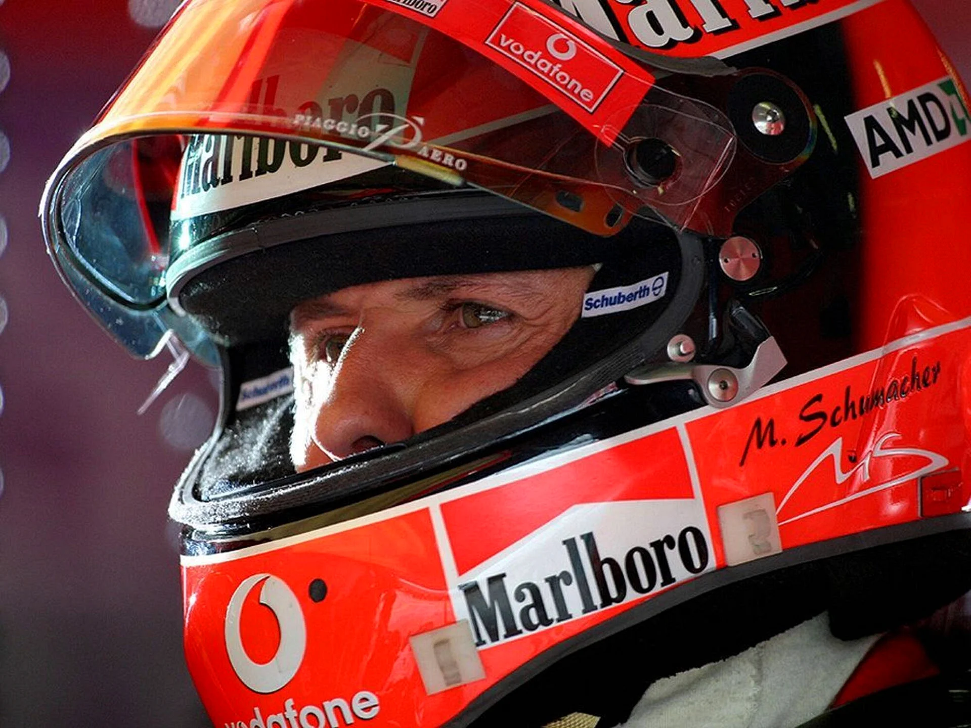 Michael Schumacher Helme Wallpaper