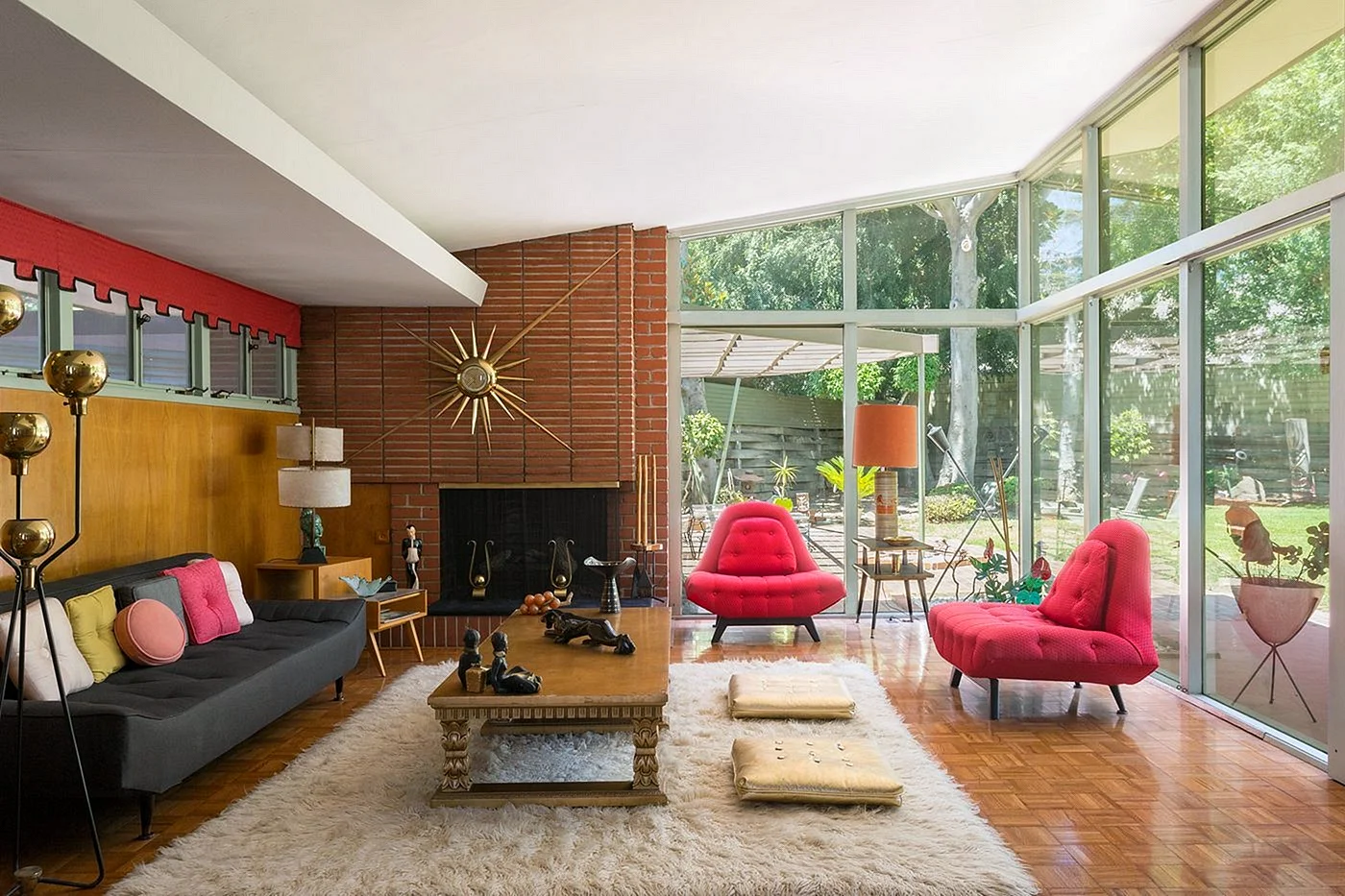 Mid Century Interior Wallpaper