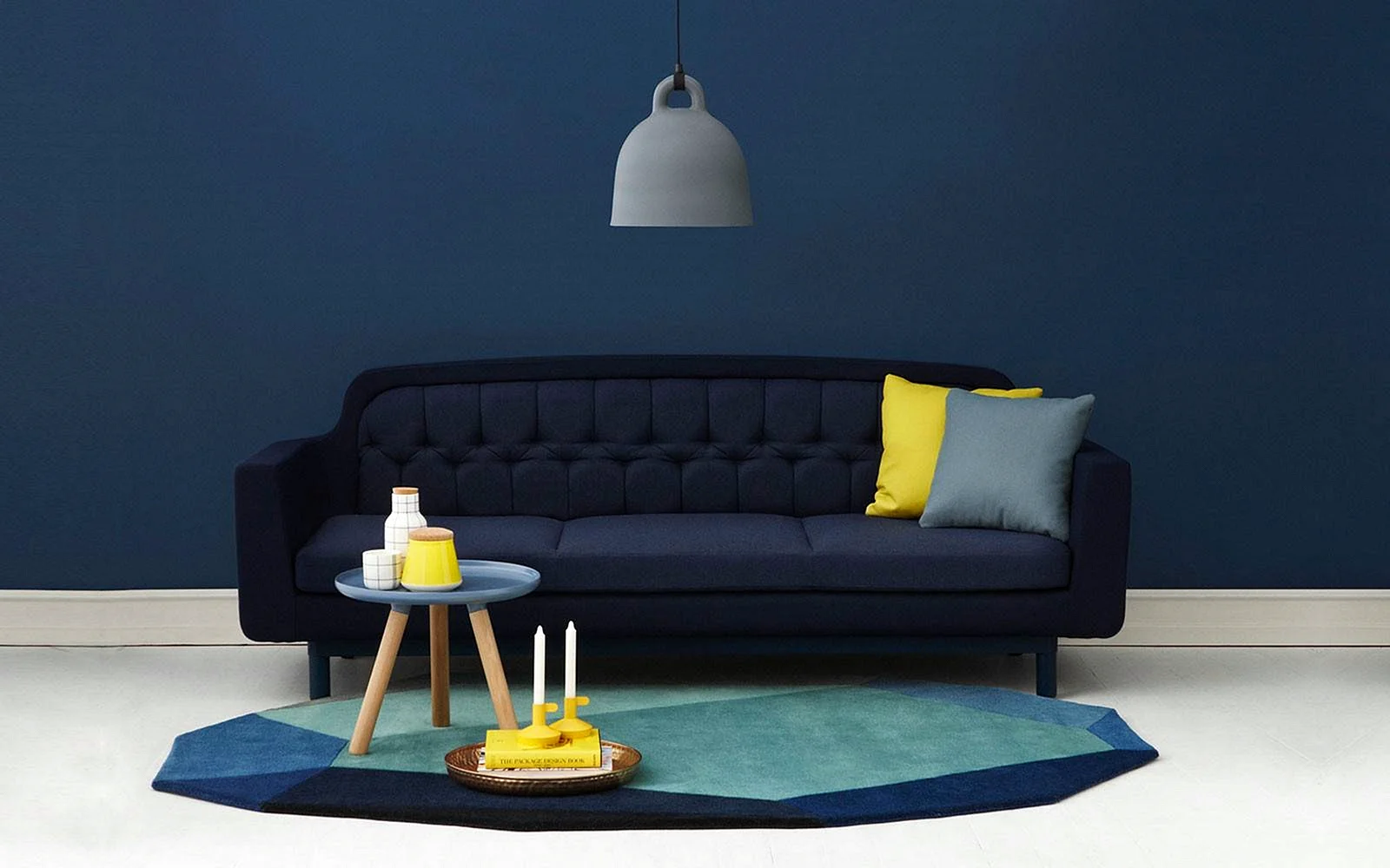 Minimalist Sofa Wallpaper
