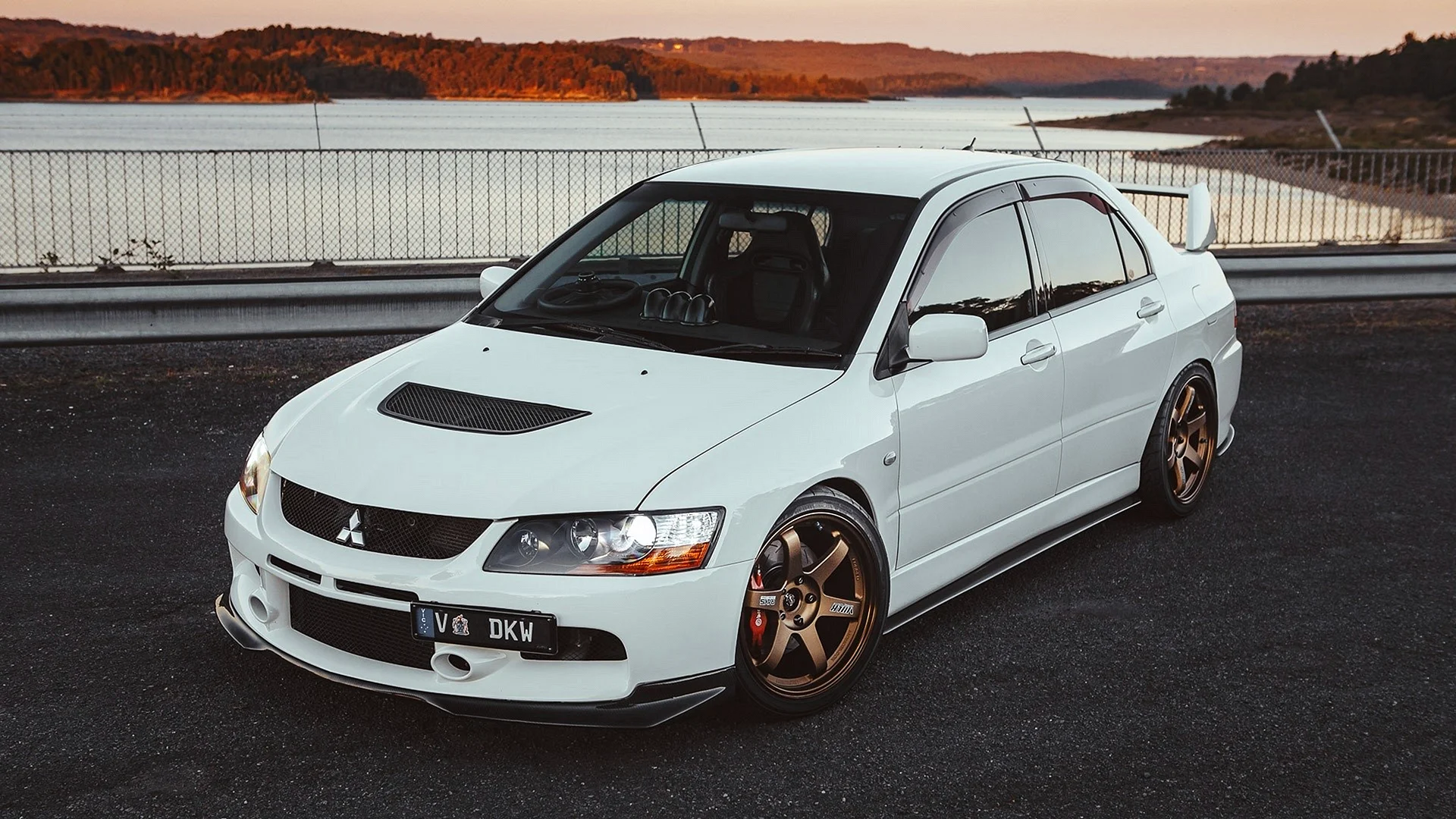 Mitsubishi Lancer Wallpaper