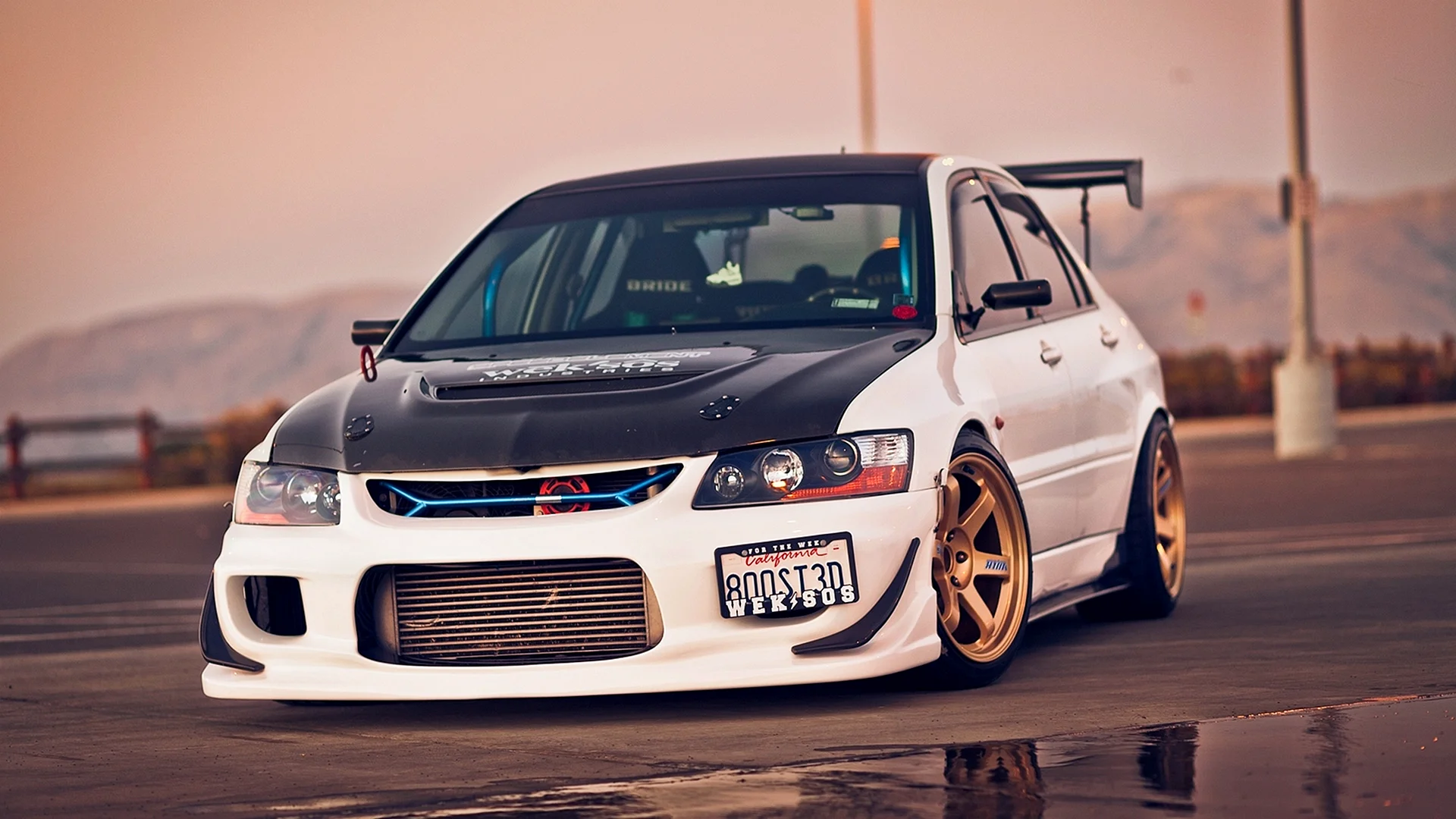 Mitsubishi Lancer Evo 9 Wallpaper