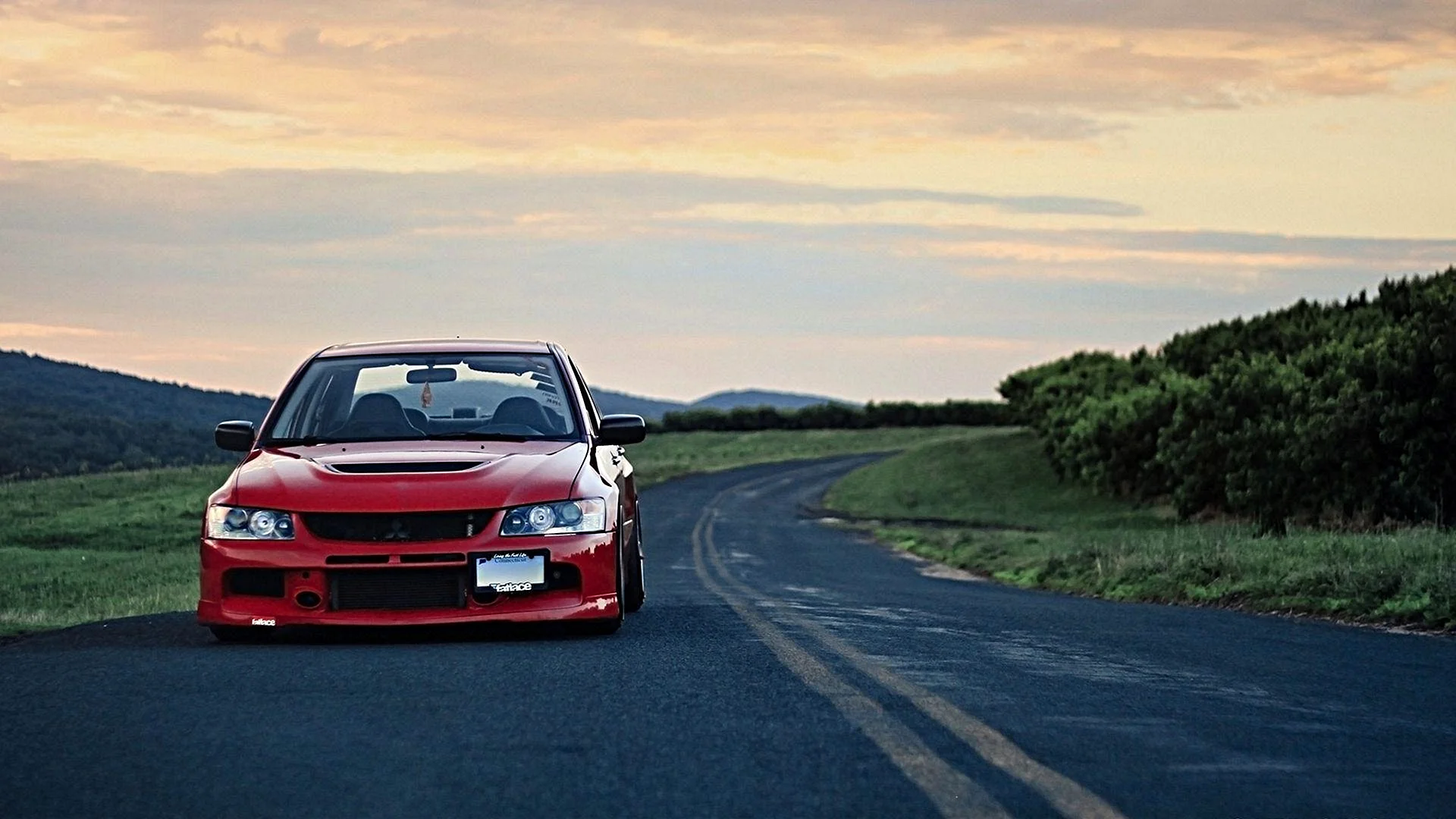 Mitsubishi Lancer Evo 9 Wallpaper