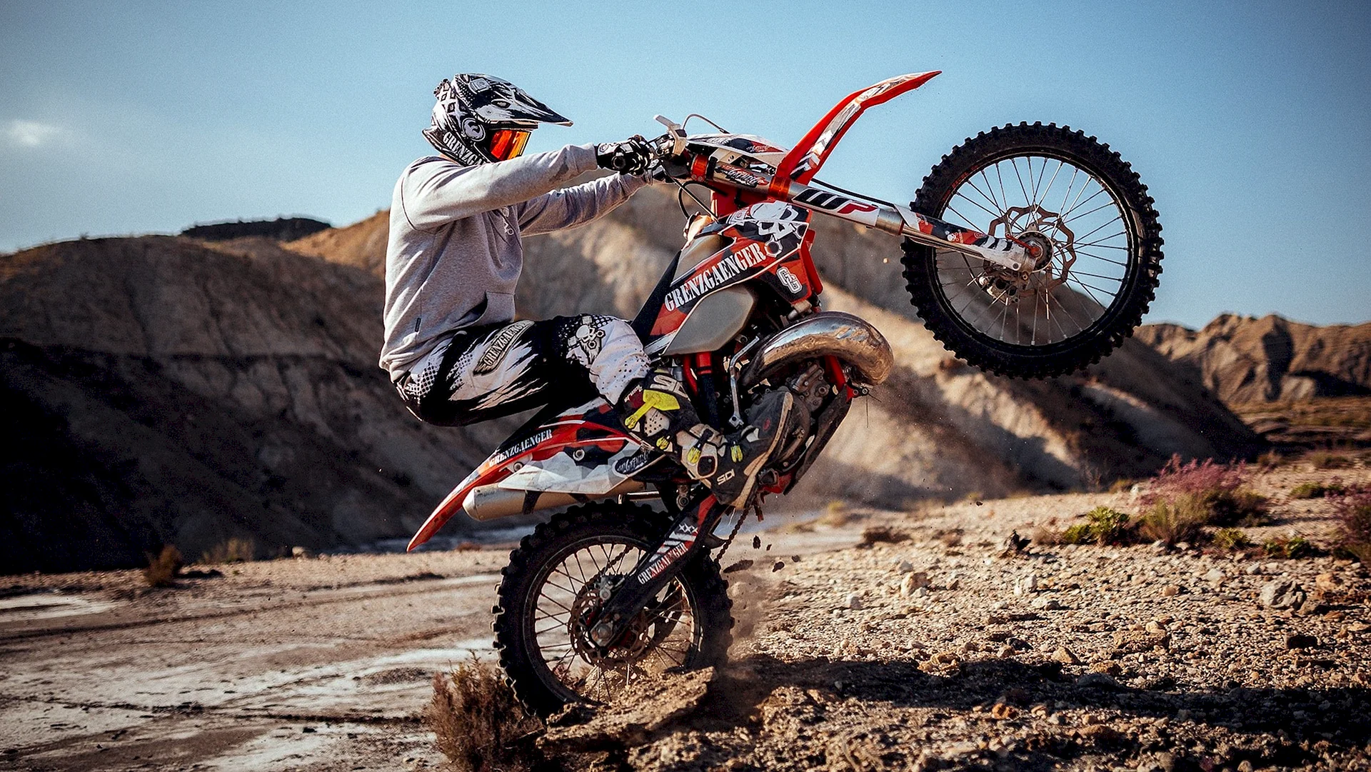 Motocross Wheelie Wallpaper