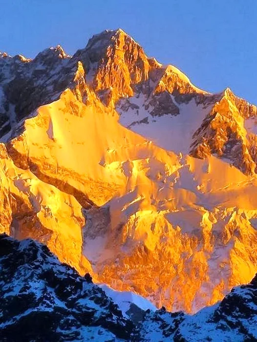 Mount Kanchenjunga Wallpaper