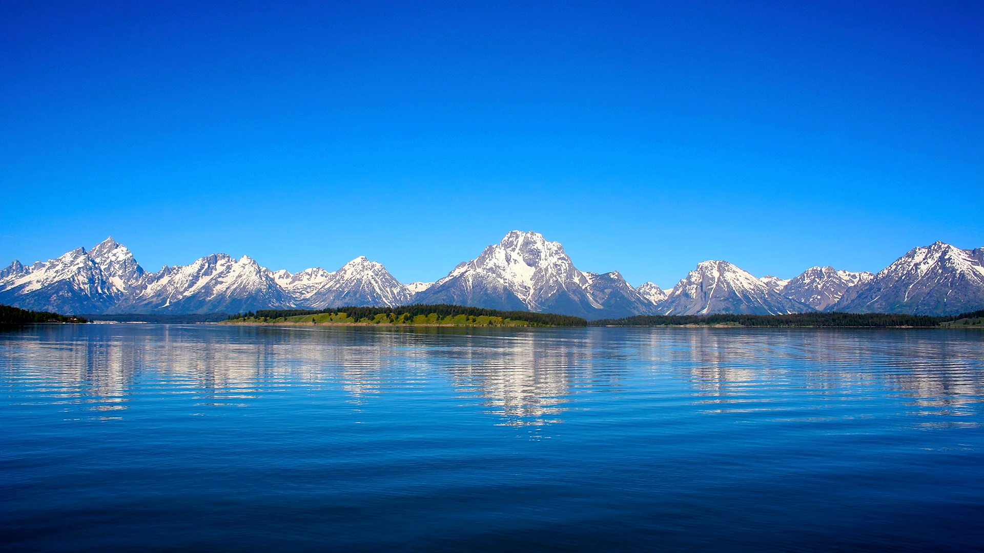 Mountain Lake Panoramic Wallpaper