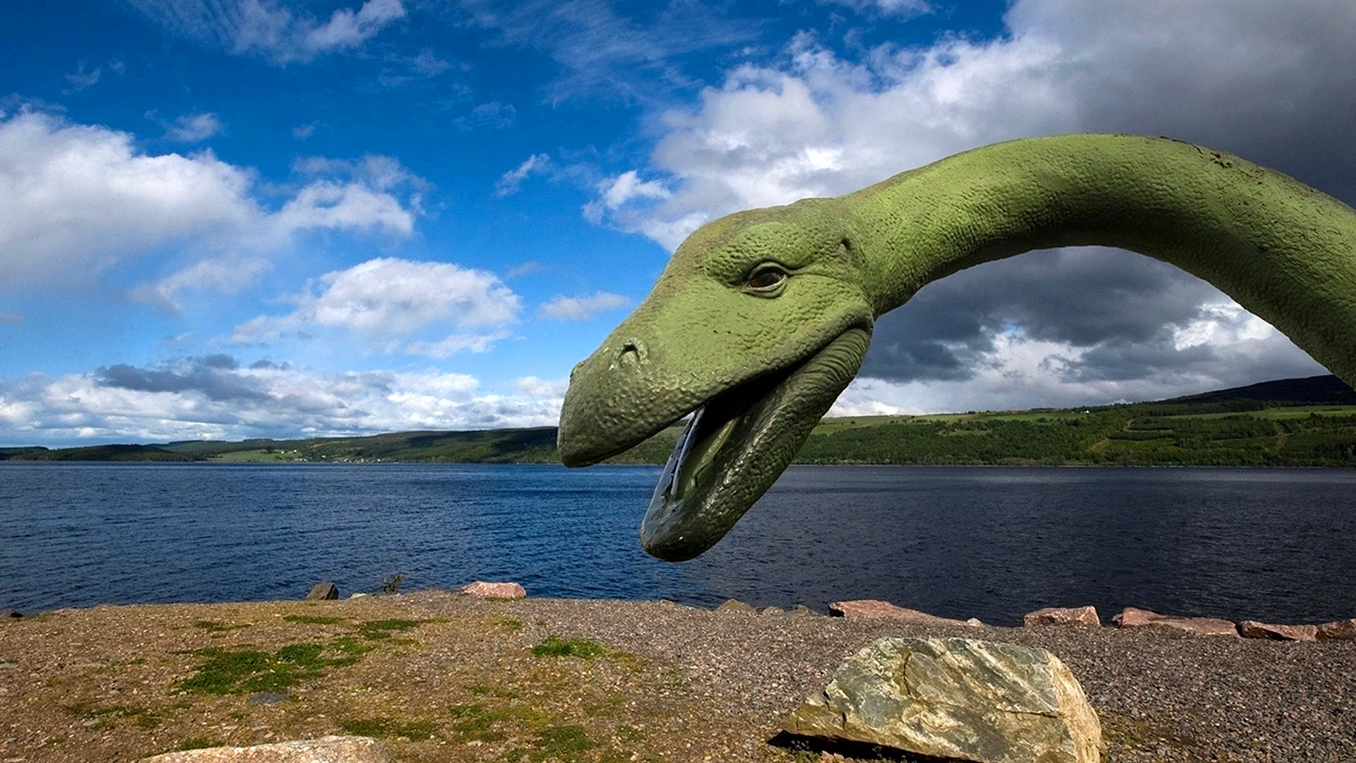 Nessie Loch Ness Wallpaper