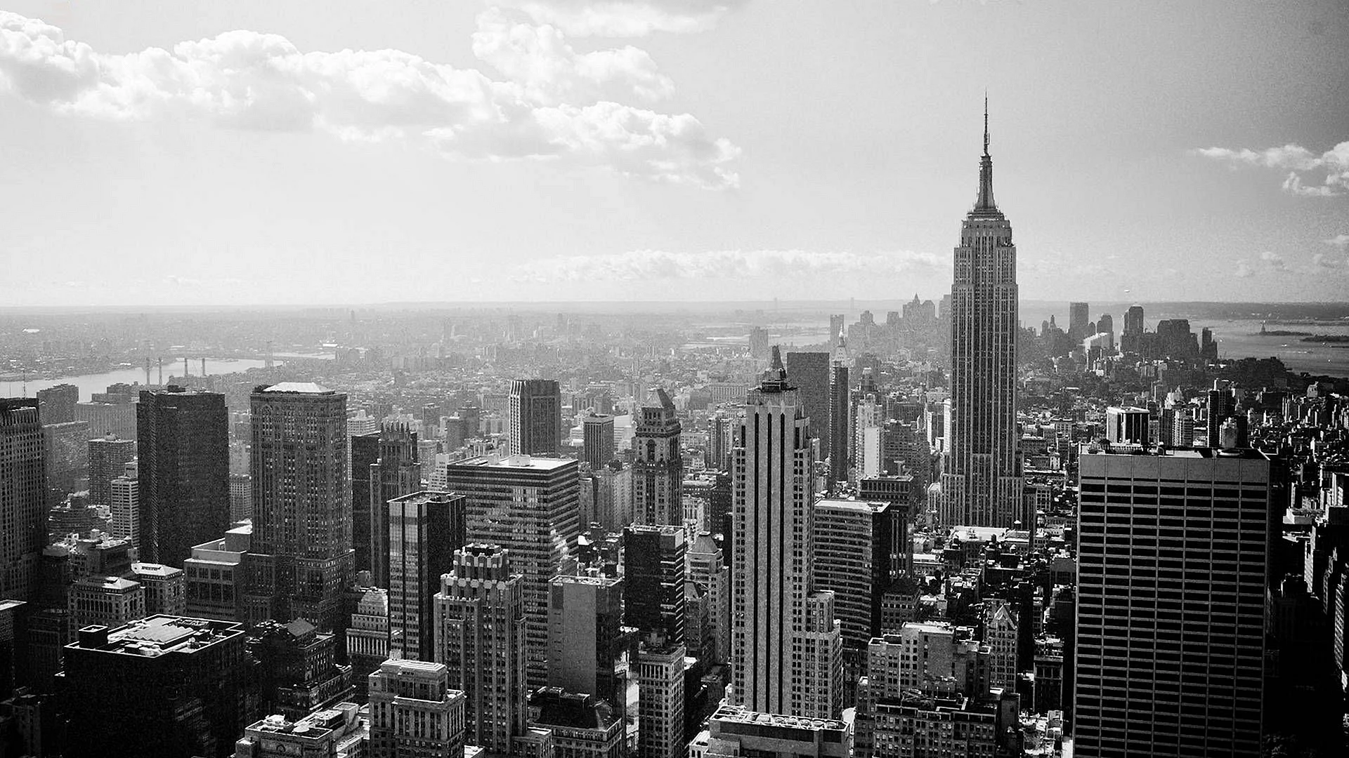 New York Skyline Black And White Wallpaper