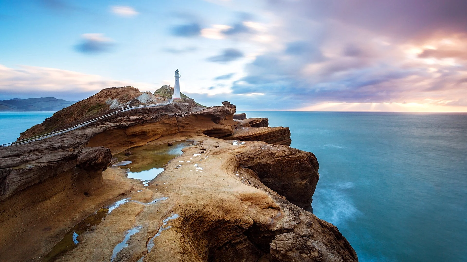 New Zealand Castle Lighthouse Wallpaper