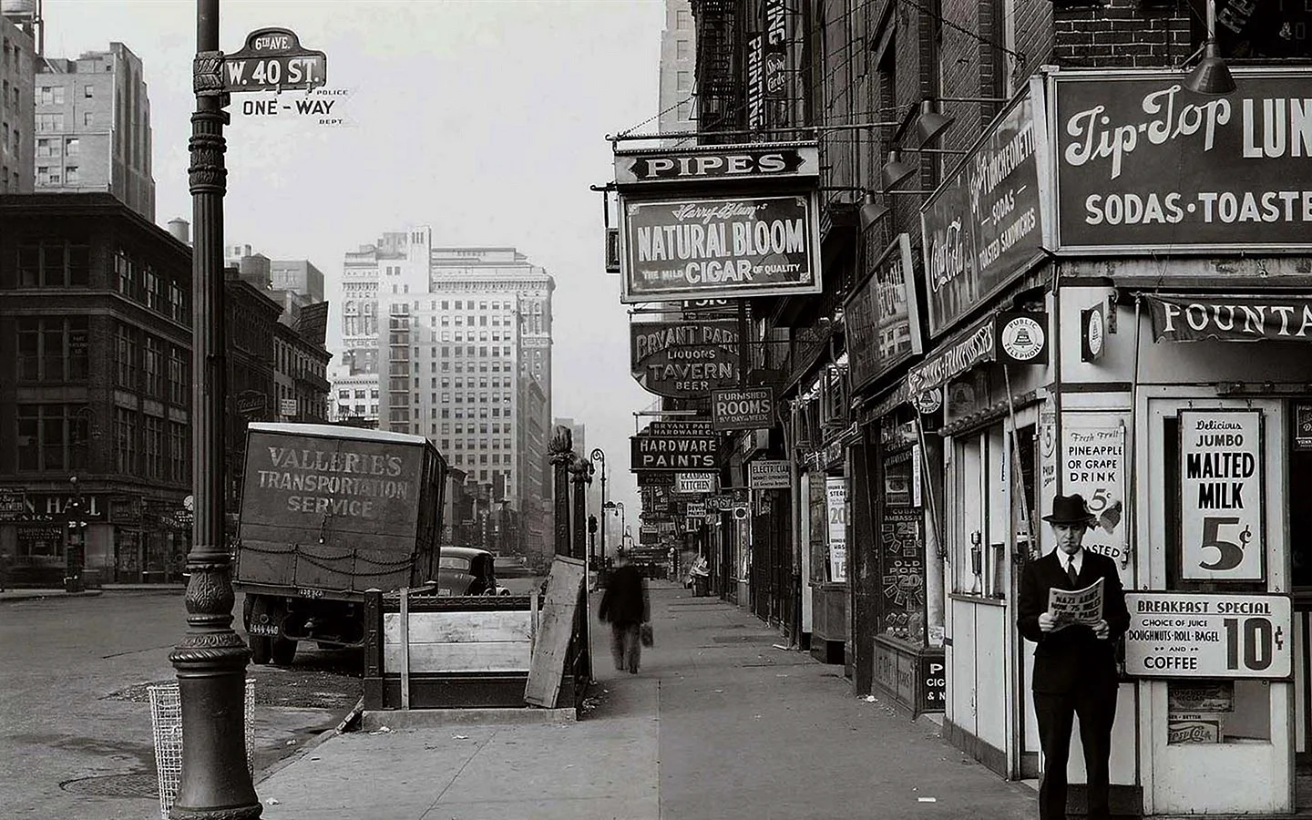 New York 1940 Wallpaper