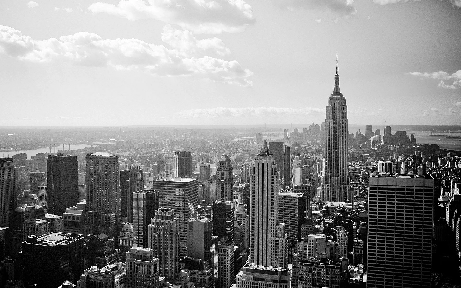 New York Skyline Black And White Wallpaper