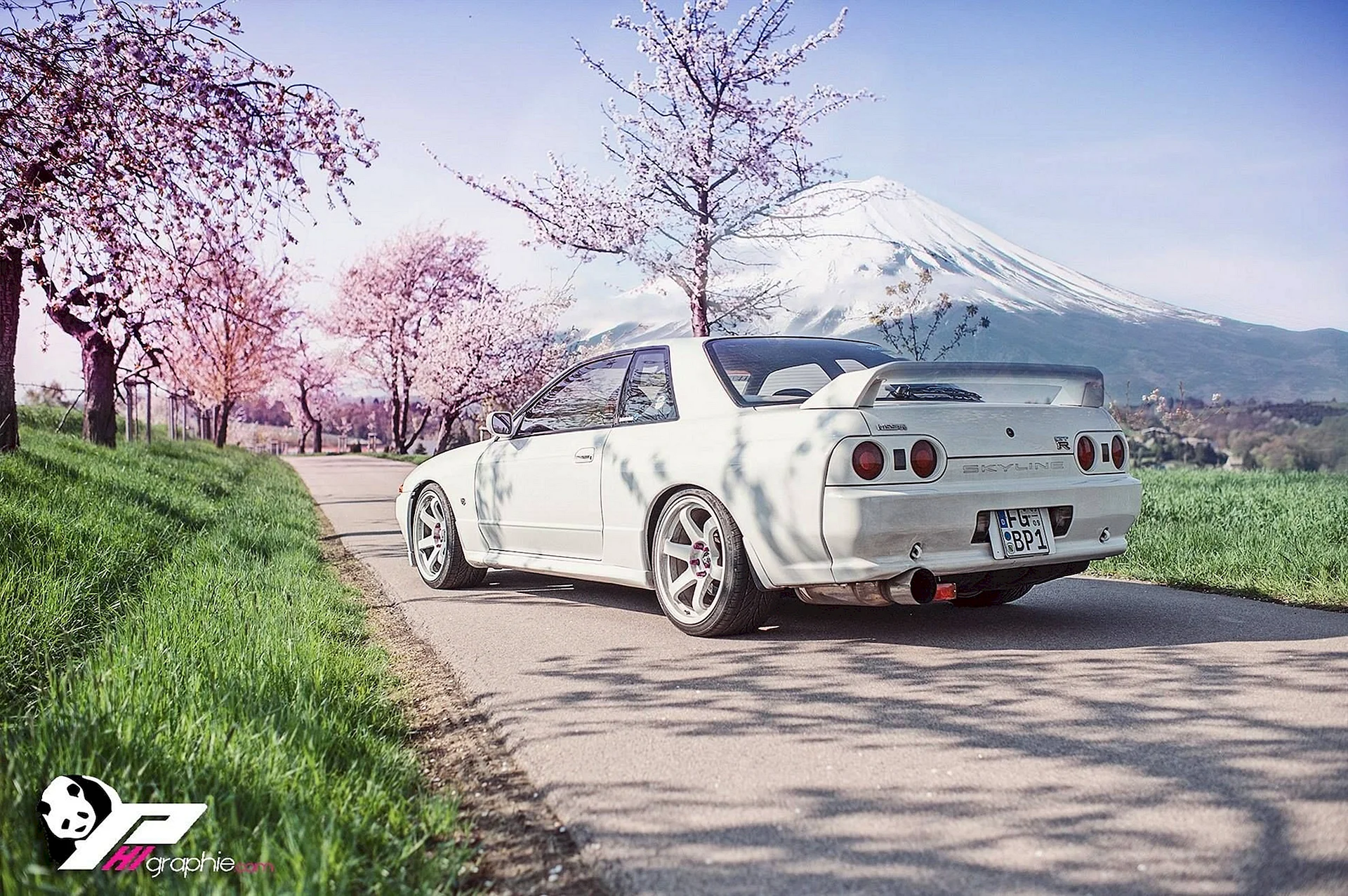 Nissan Skyline R32 Sakura Wallpaper