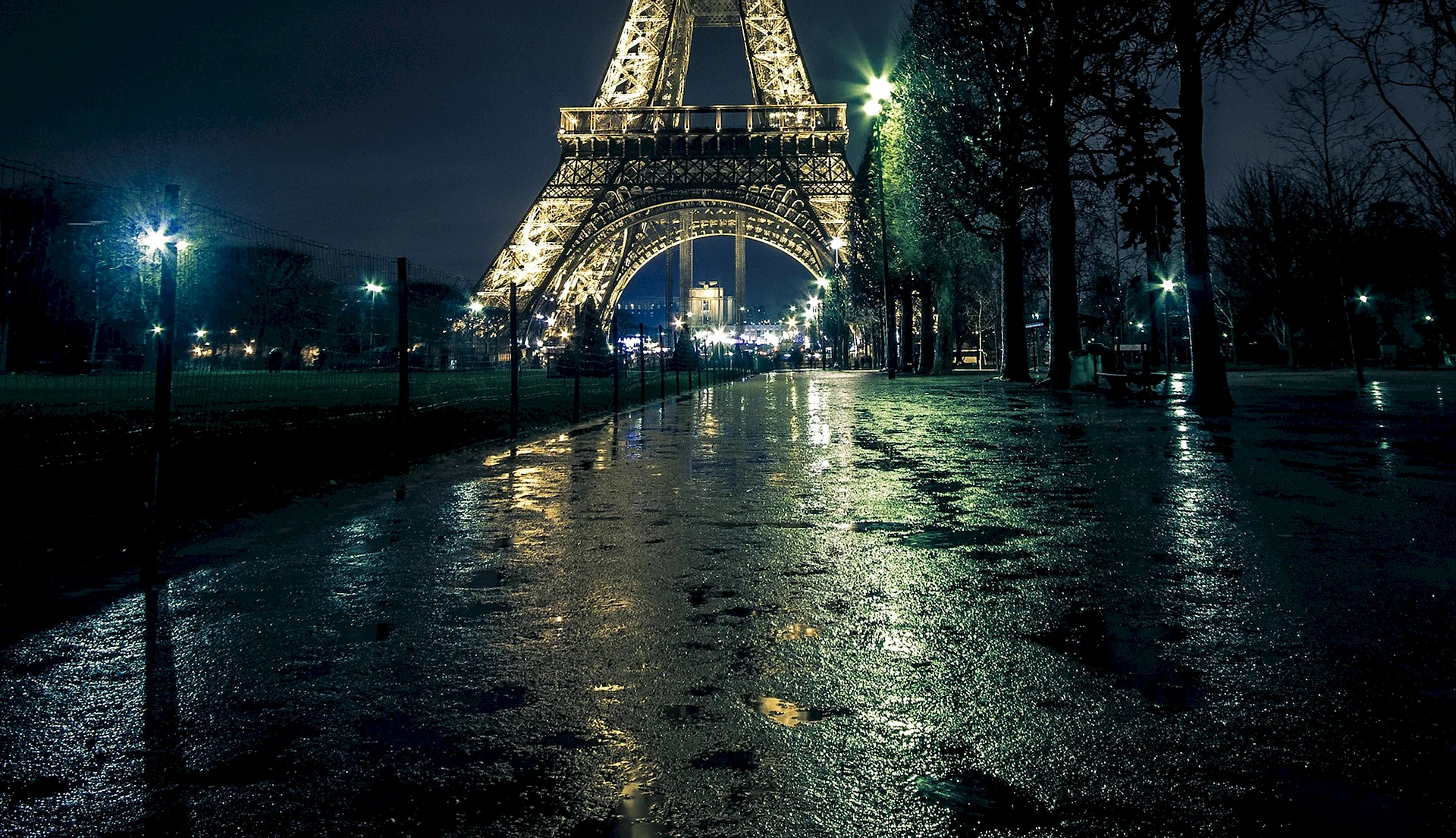 Paris Night Wallpaper
