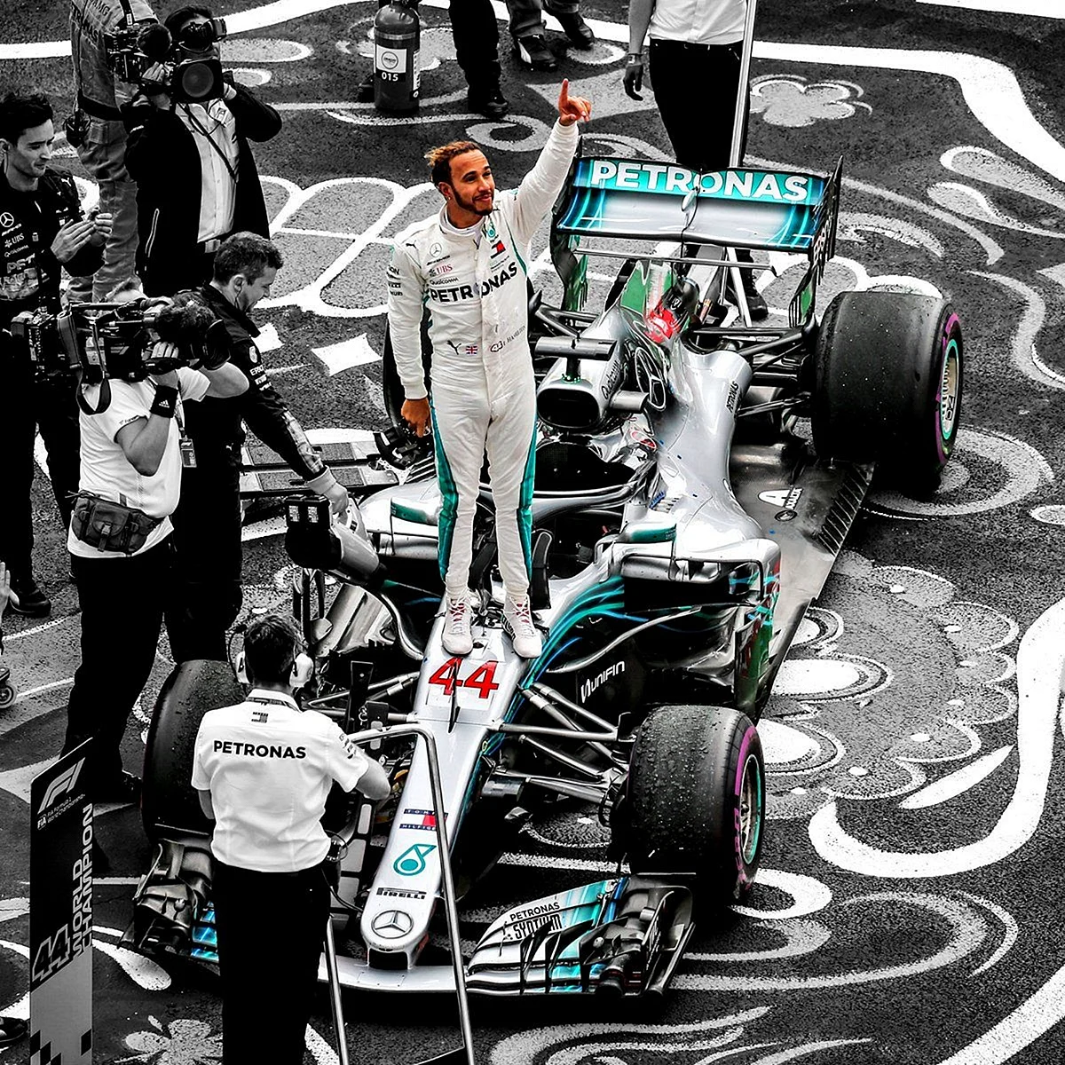 Petronas Lewis Hamilton Wallpaper