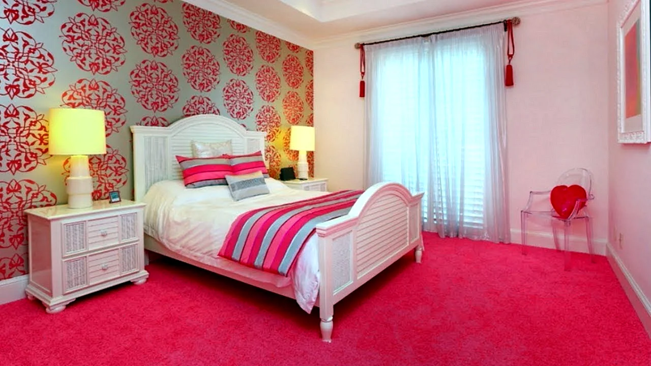 Pink Bedroom Wallpaper