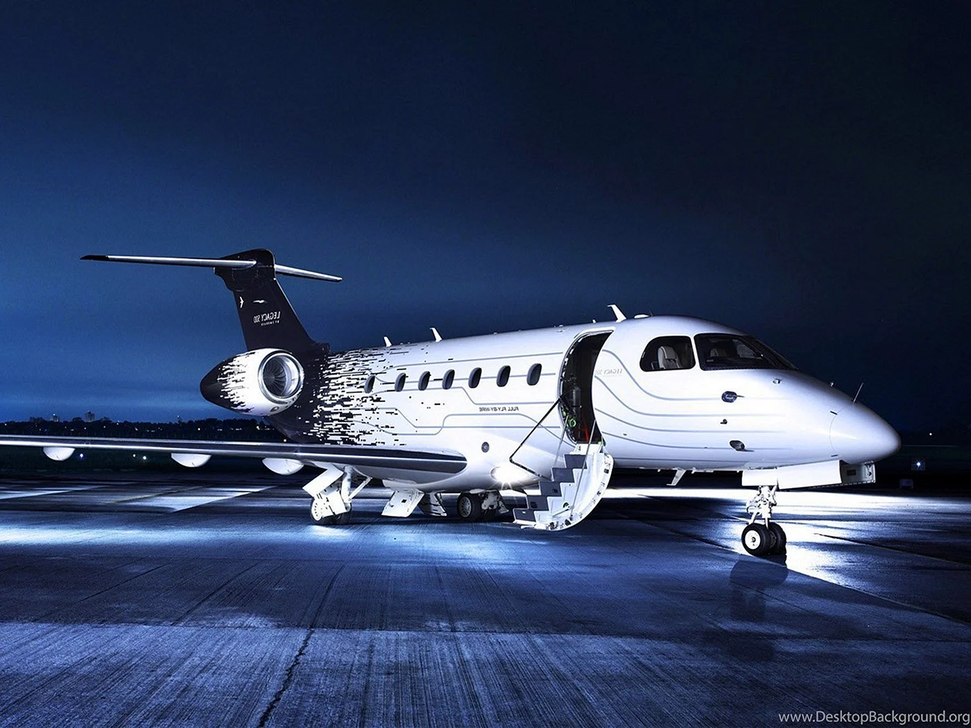 Private Jet Wallpaper