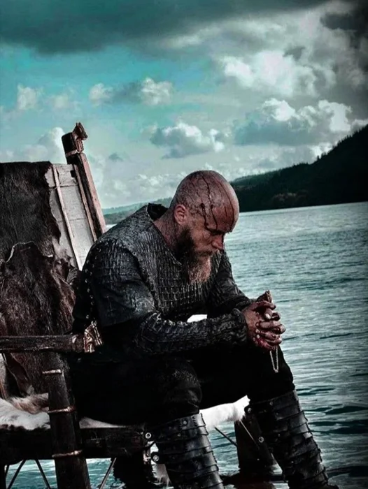 Ragnar Lothbrok Vikings Wallpaper For iPhone