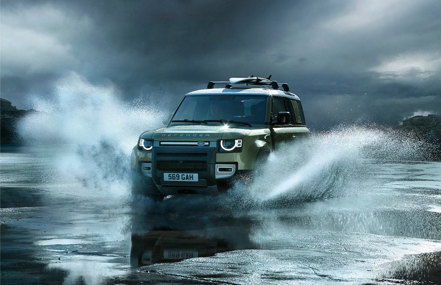 Range Rover Defender Wallpaper