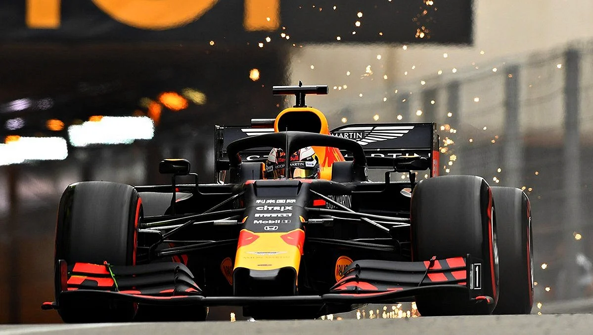 Red Bull Racing F1 Max Verstappen Wallpaper