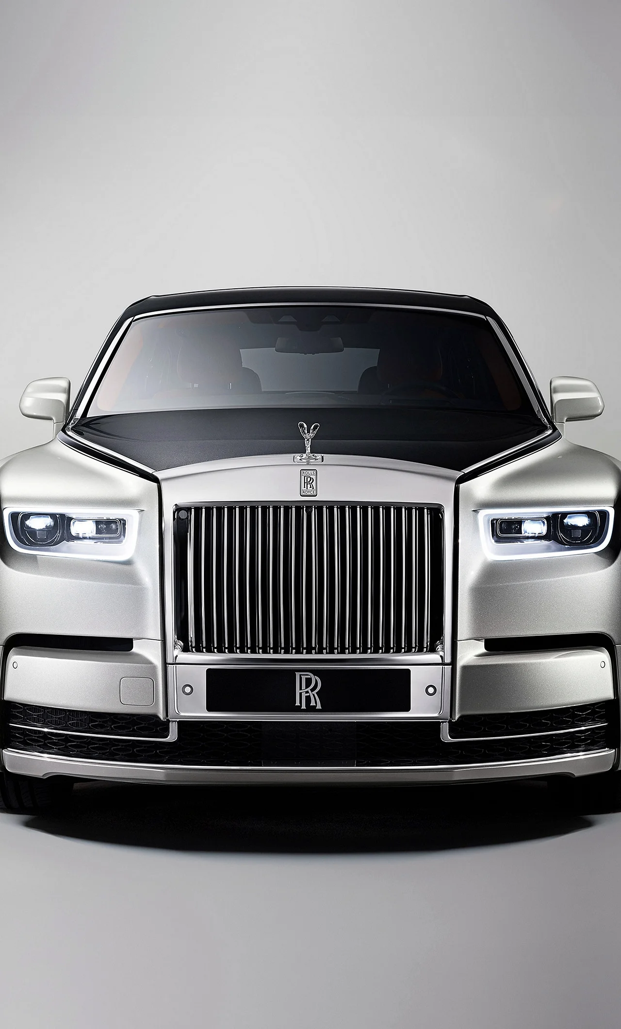 Rolls Royce Phantom 2017 Wallpaper For iPhone